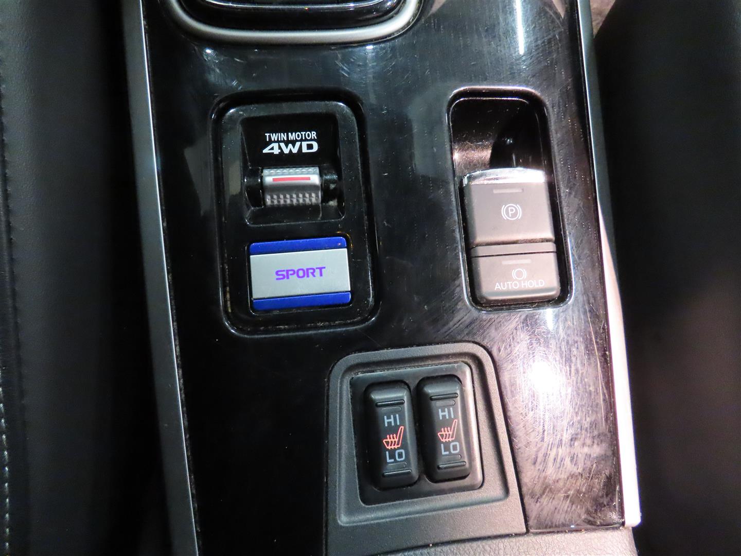 Mitsubishi Outlander PHEV 2019