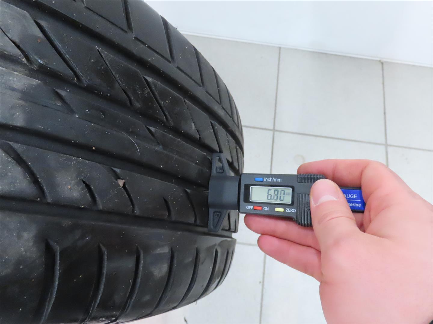 Mitsubishi Outlander PHEV 2019