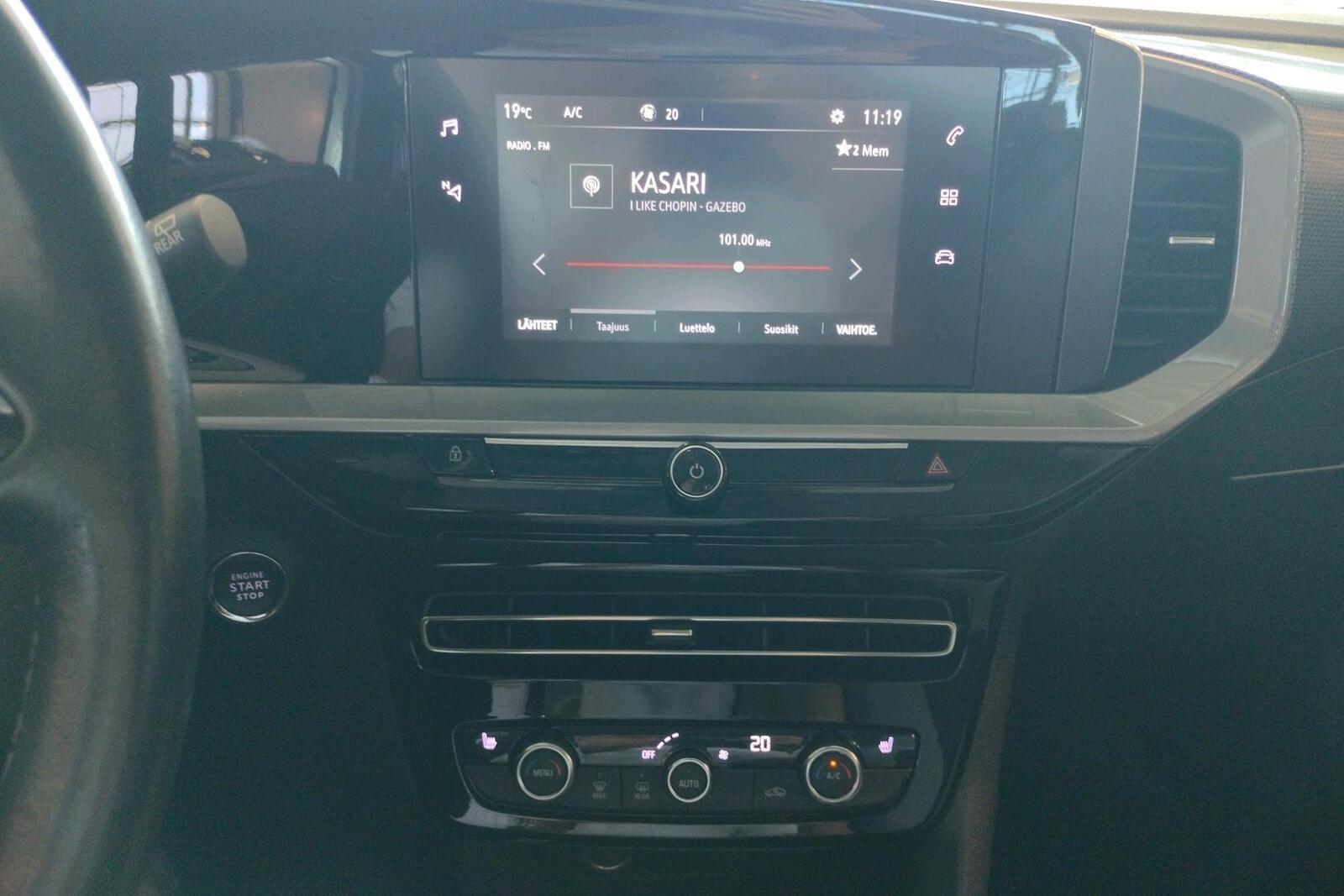 Opel Mokka-e 2023