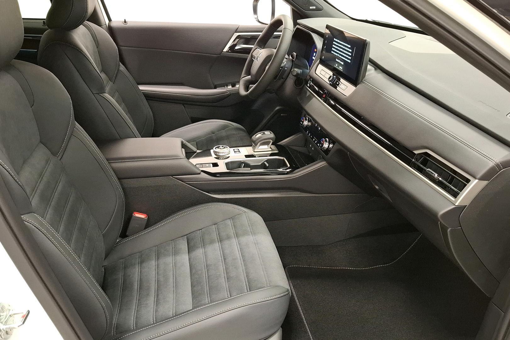 Mitsubishi Outlander 2026