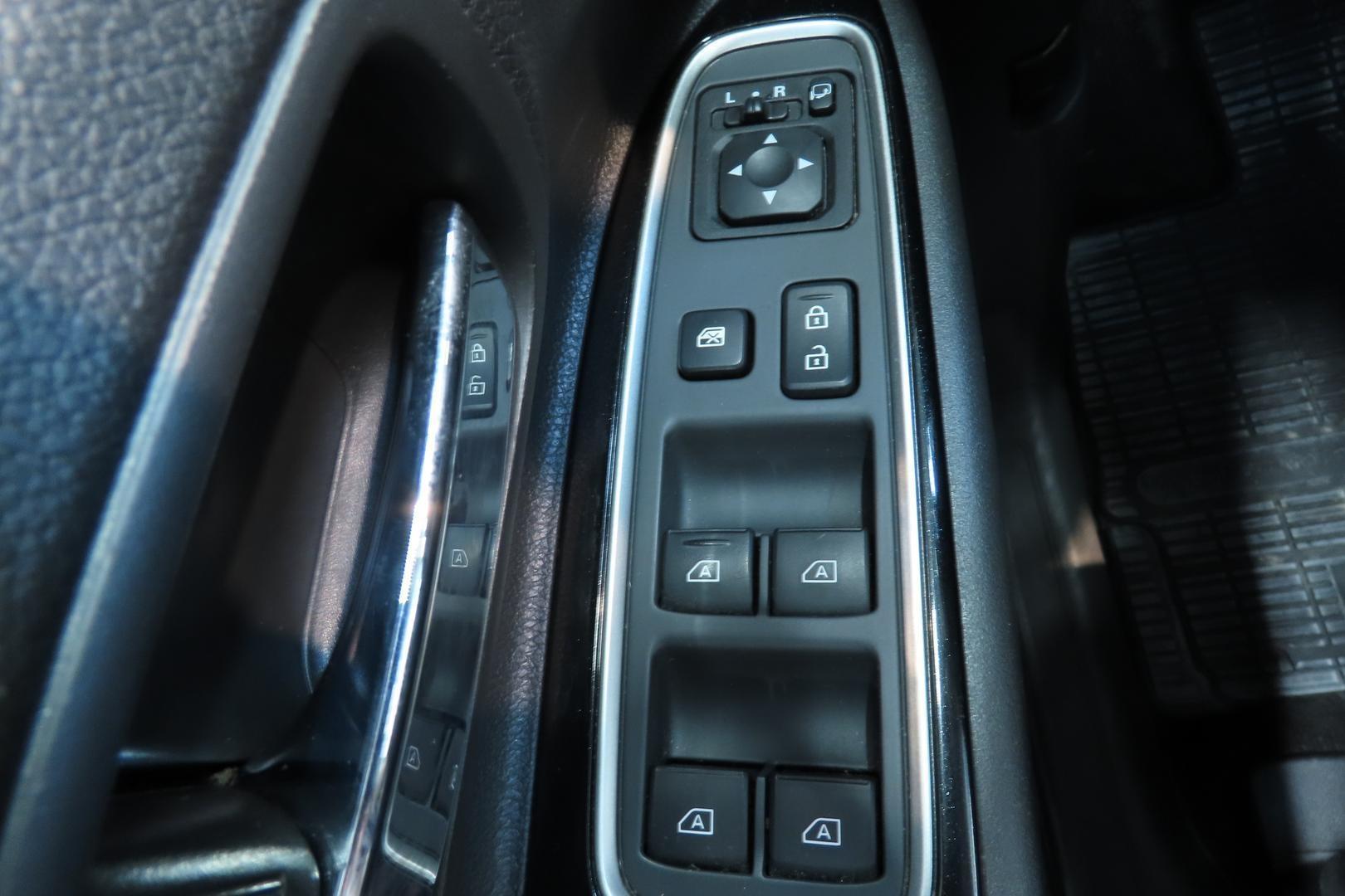 Mitsubishi Outlander PHEV 2021
