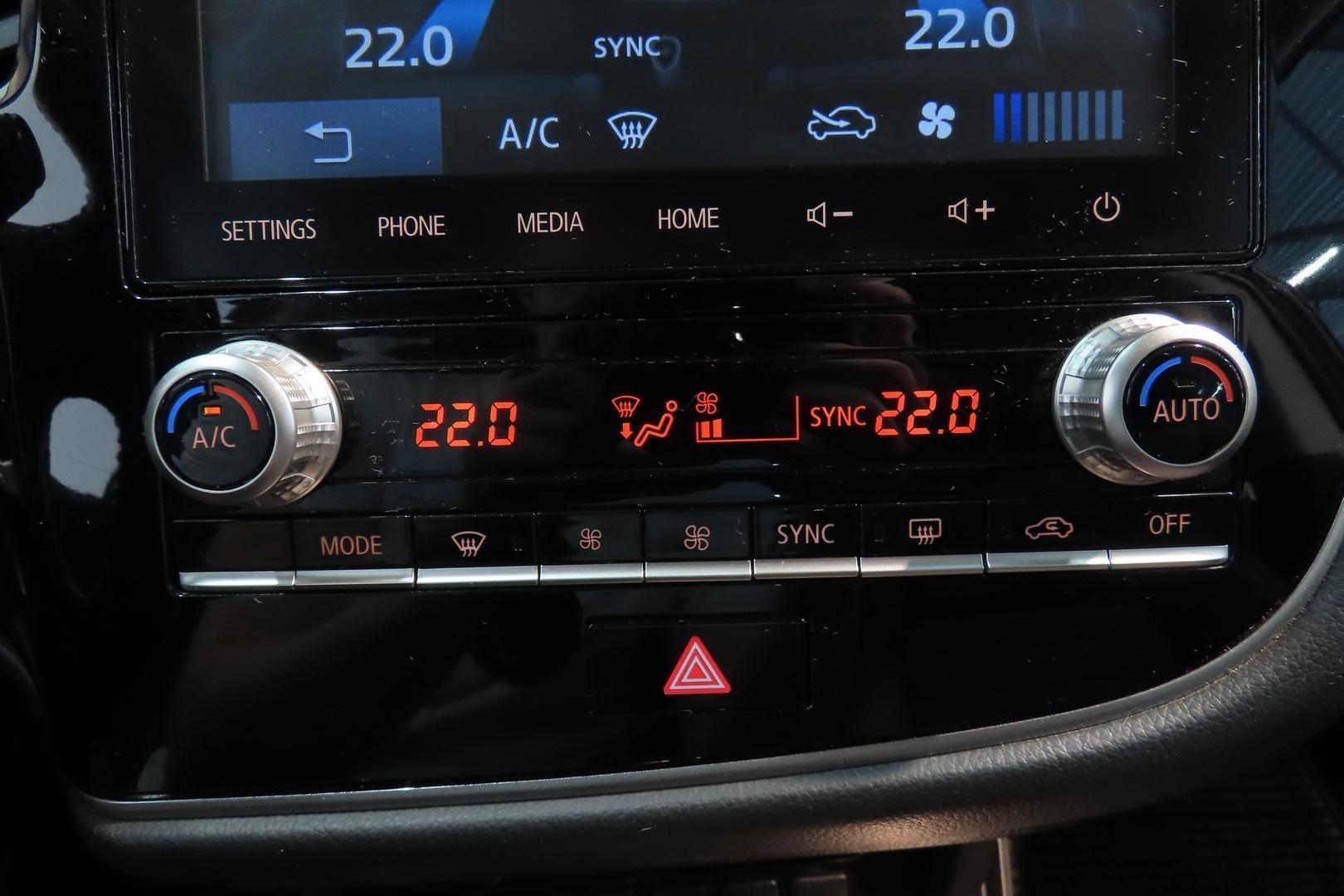 Mitsubishi Outlander PHEV 2021