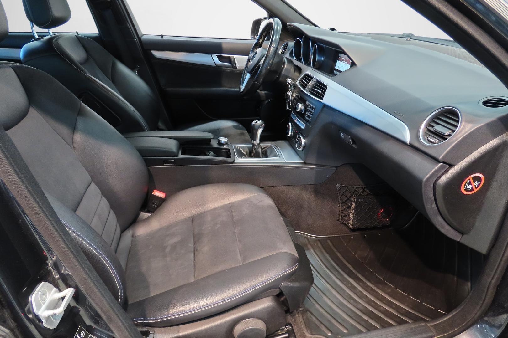 Mercedes-Benz C 2013