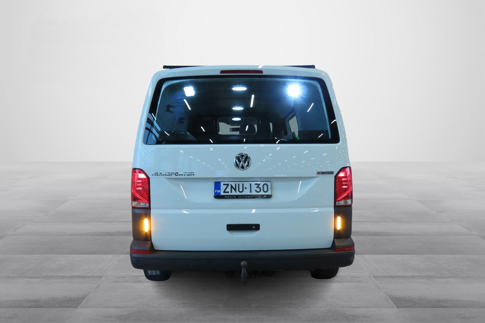 VOLKSWAGEN TRANSPORTER 2021