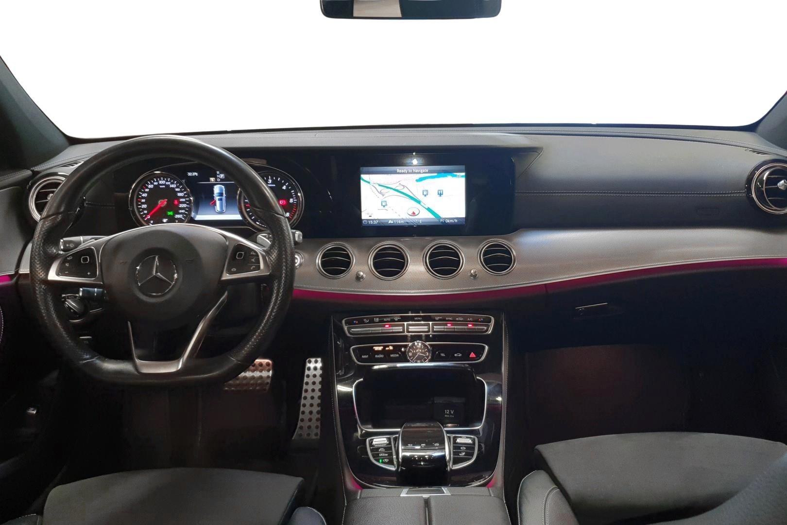 MERCEDES-BENZ E 2017