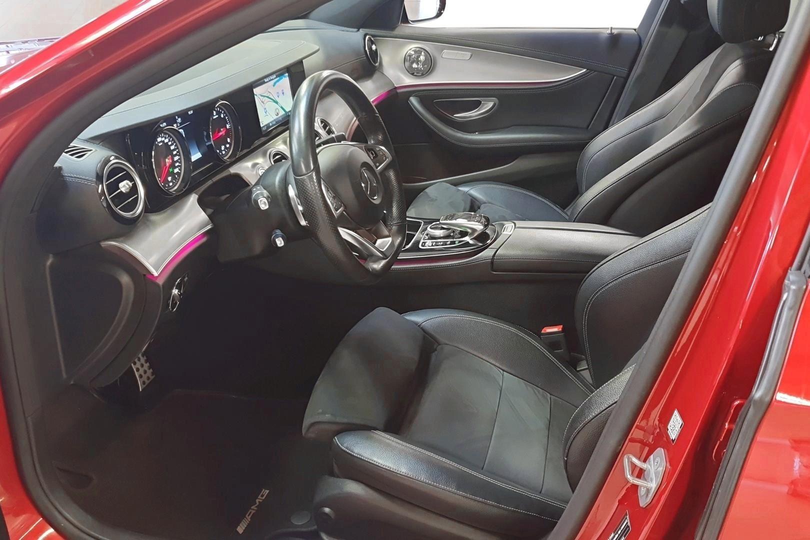 MERCEDES-BENZ E 2017