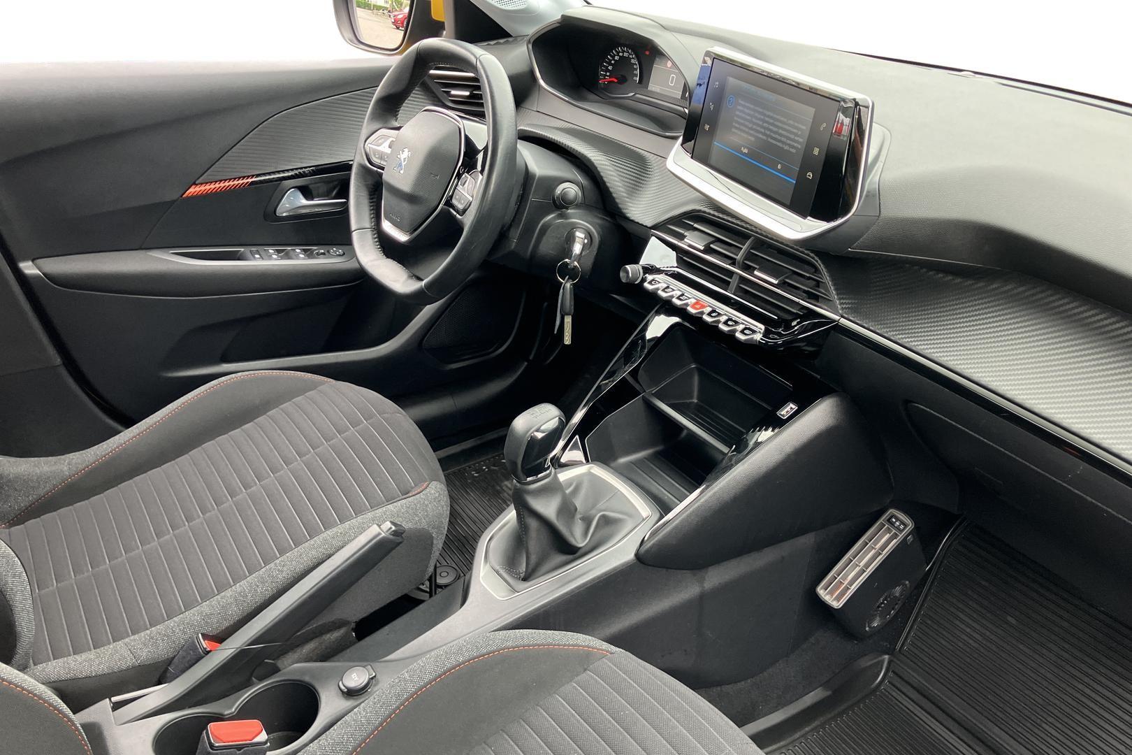 Peugeot 208 2021