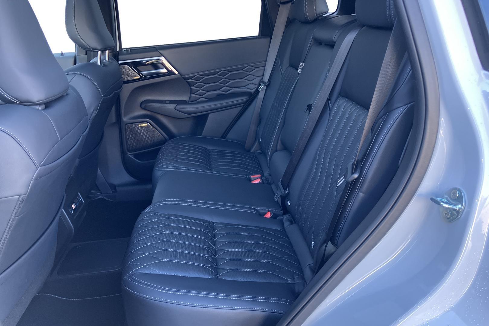 Mitsubishi Outlander 2026