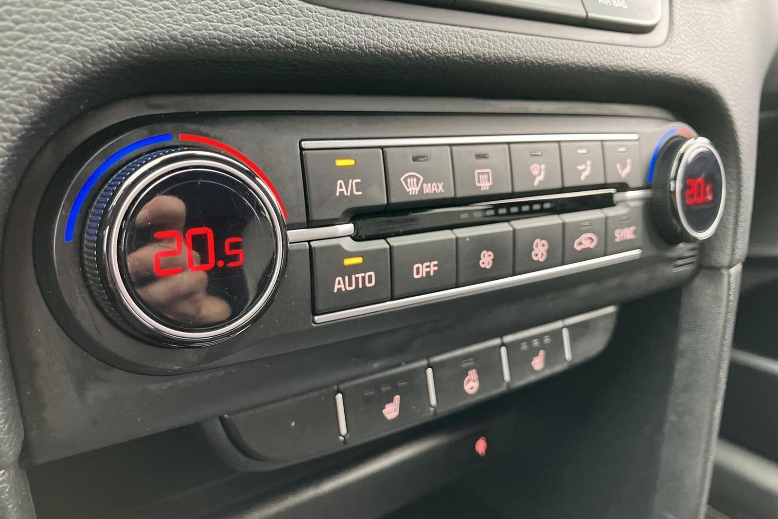 Kia ProCeed 2021