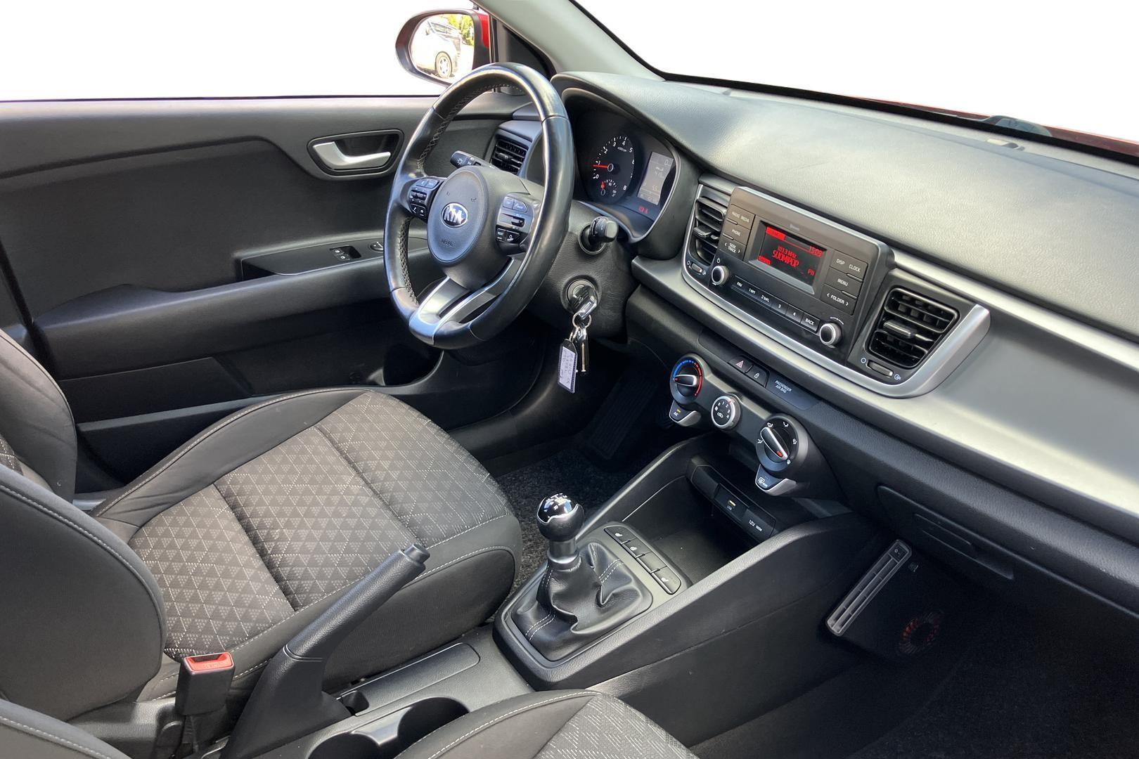 Kia Rio 11