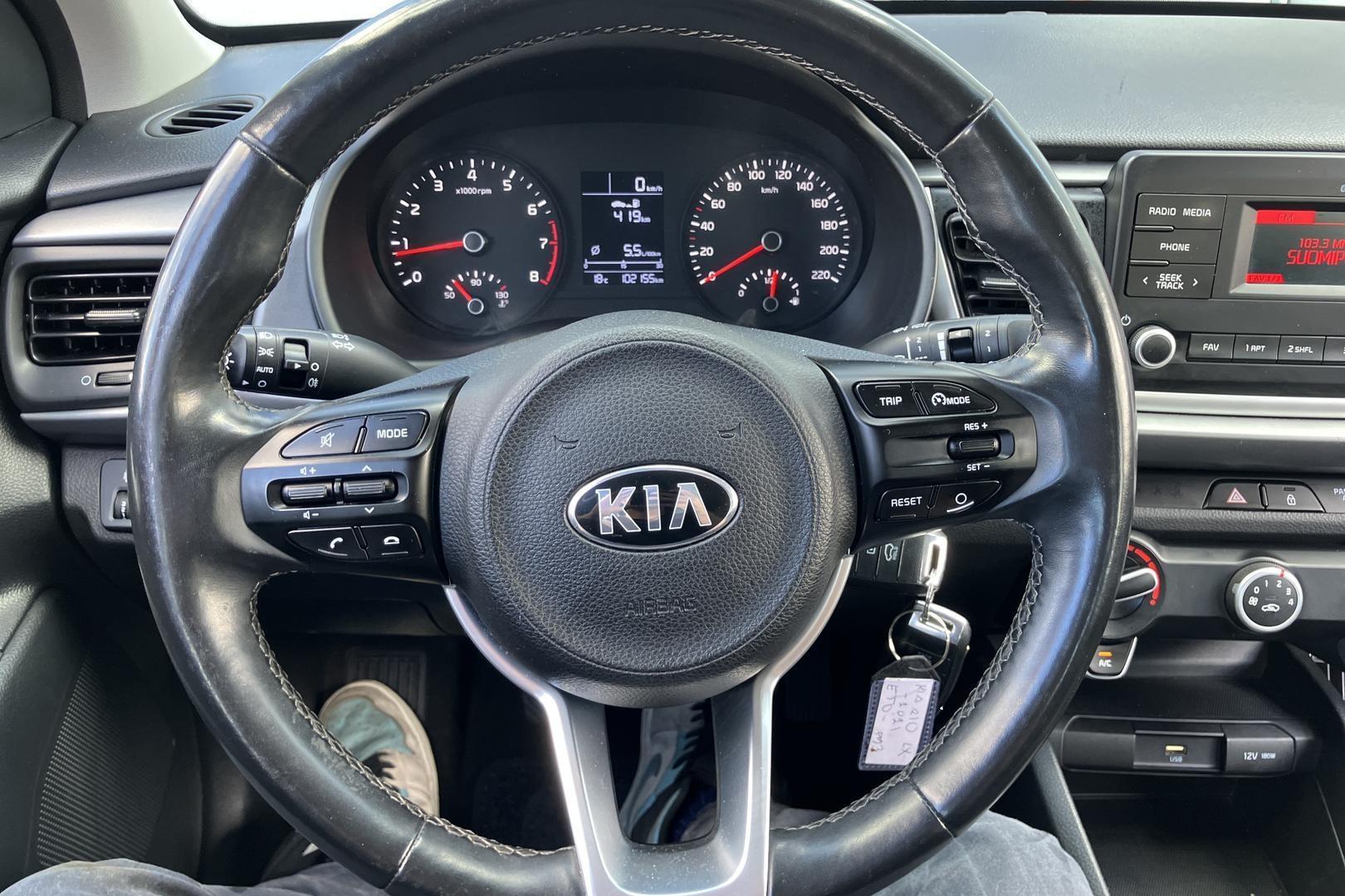 Kia Rio 13