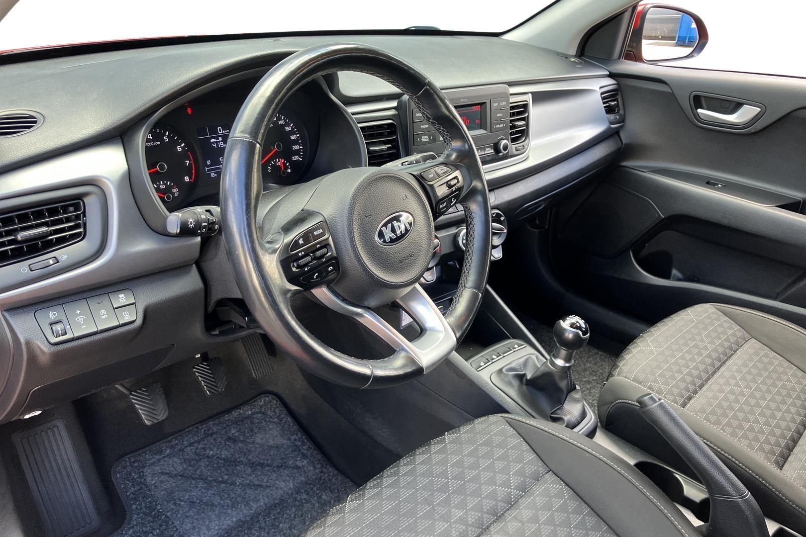 Kia Rio 7