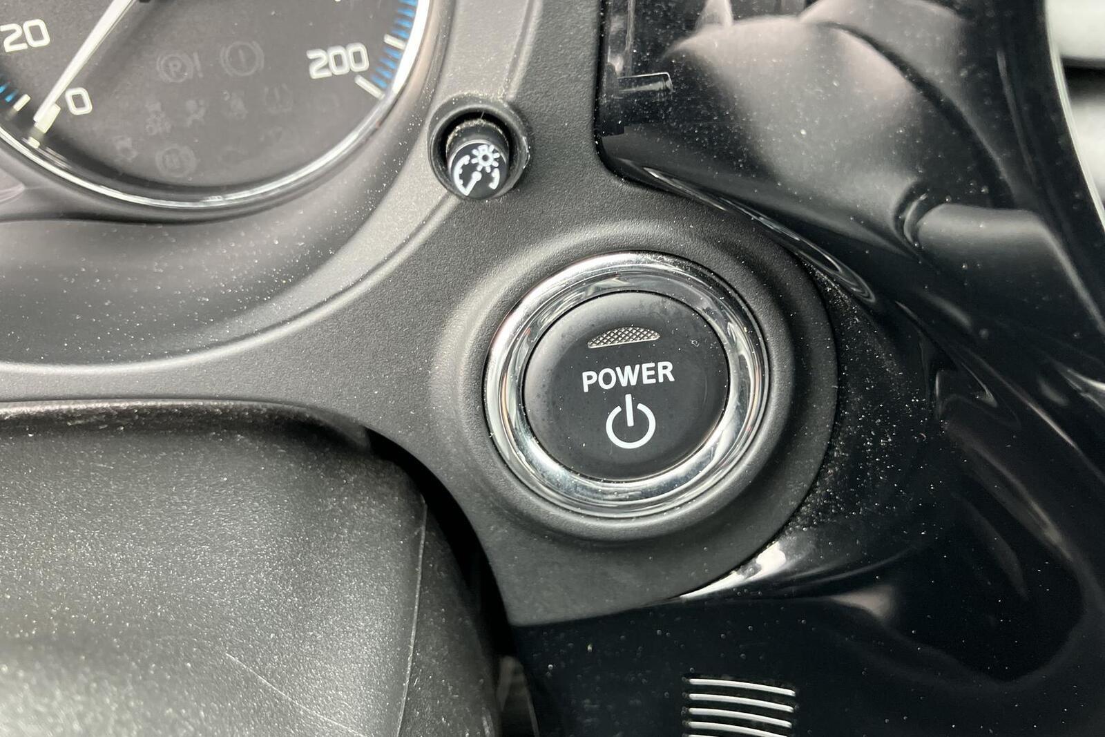 Mitsubishi Outlander PHEV 2021