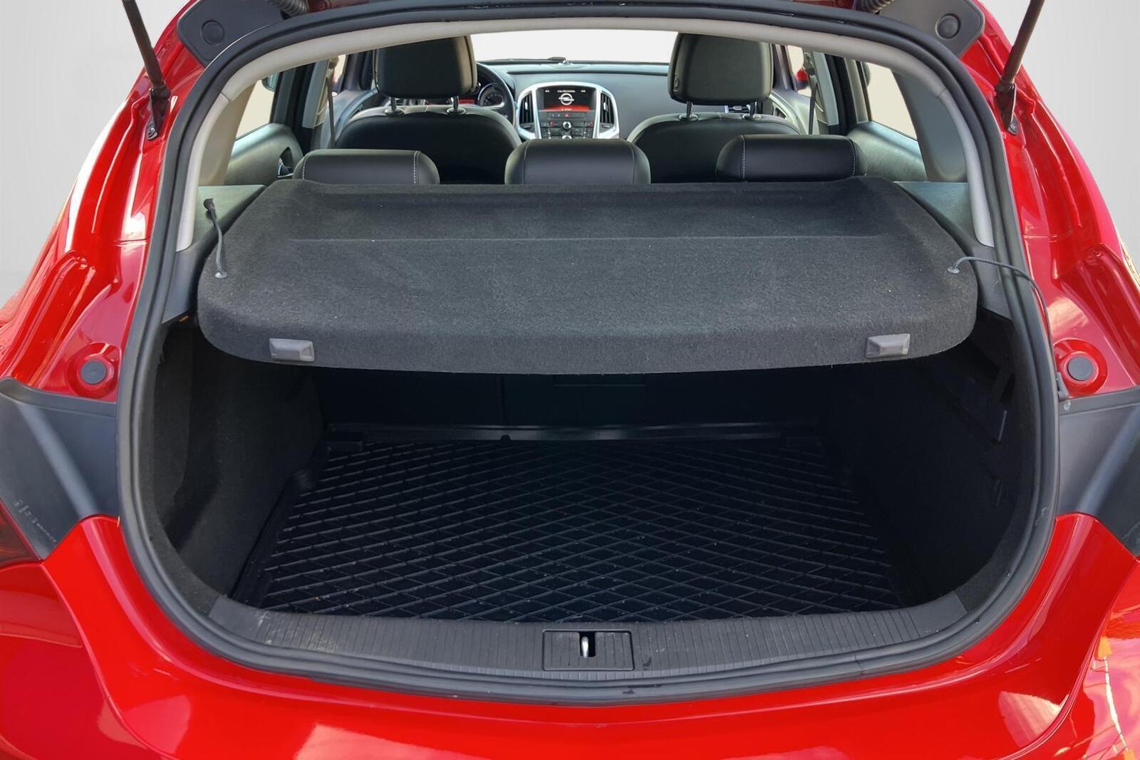Opel Astra 2015