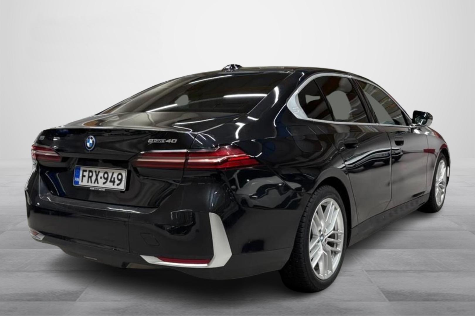 BMW i5 2024