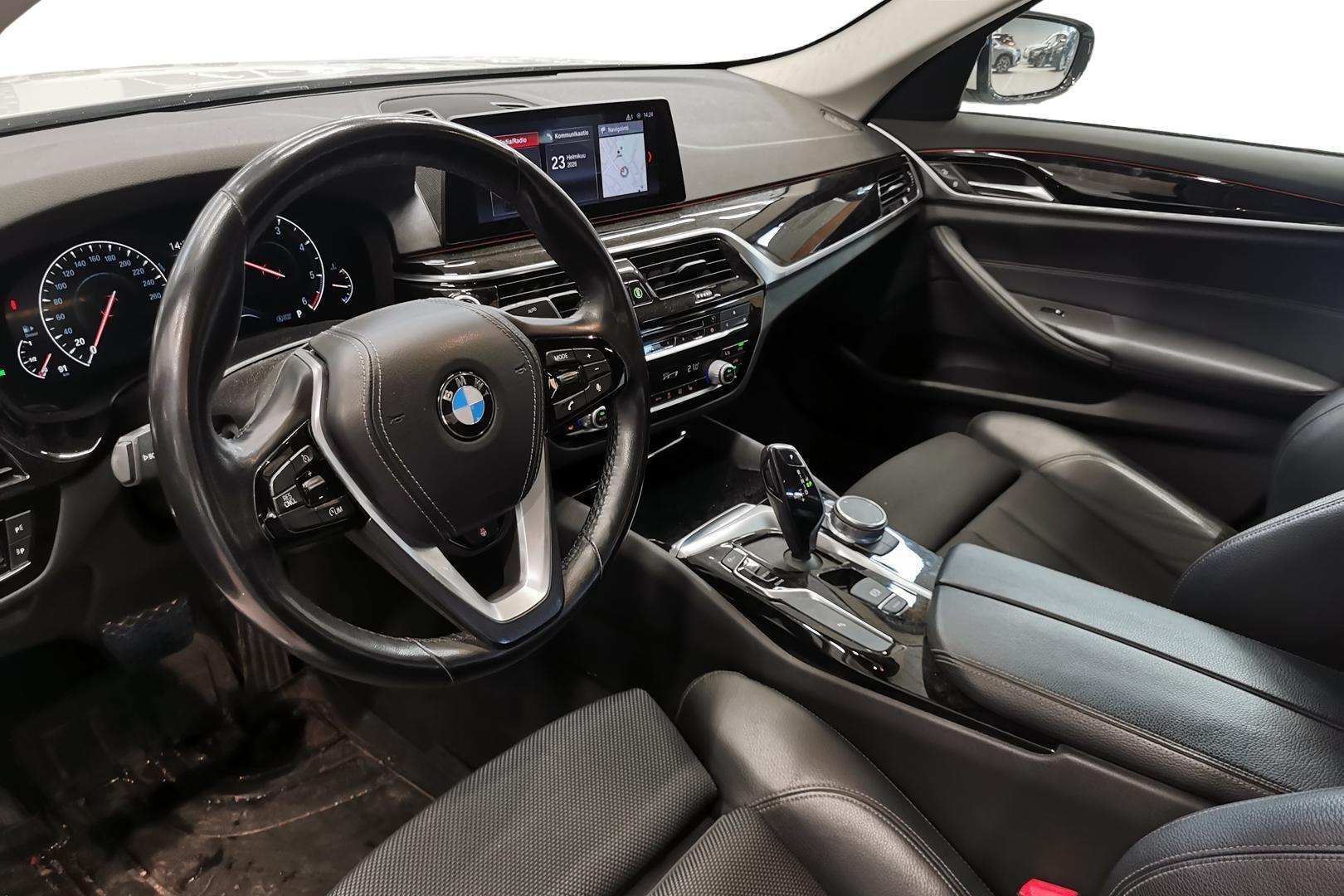 BMW 518 2019