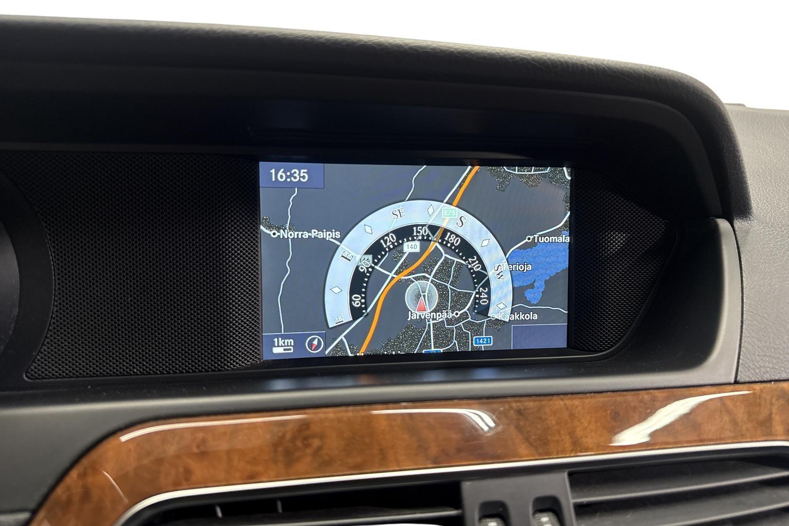 Mercedes-Benz C 2013