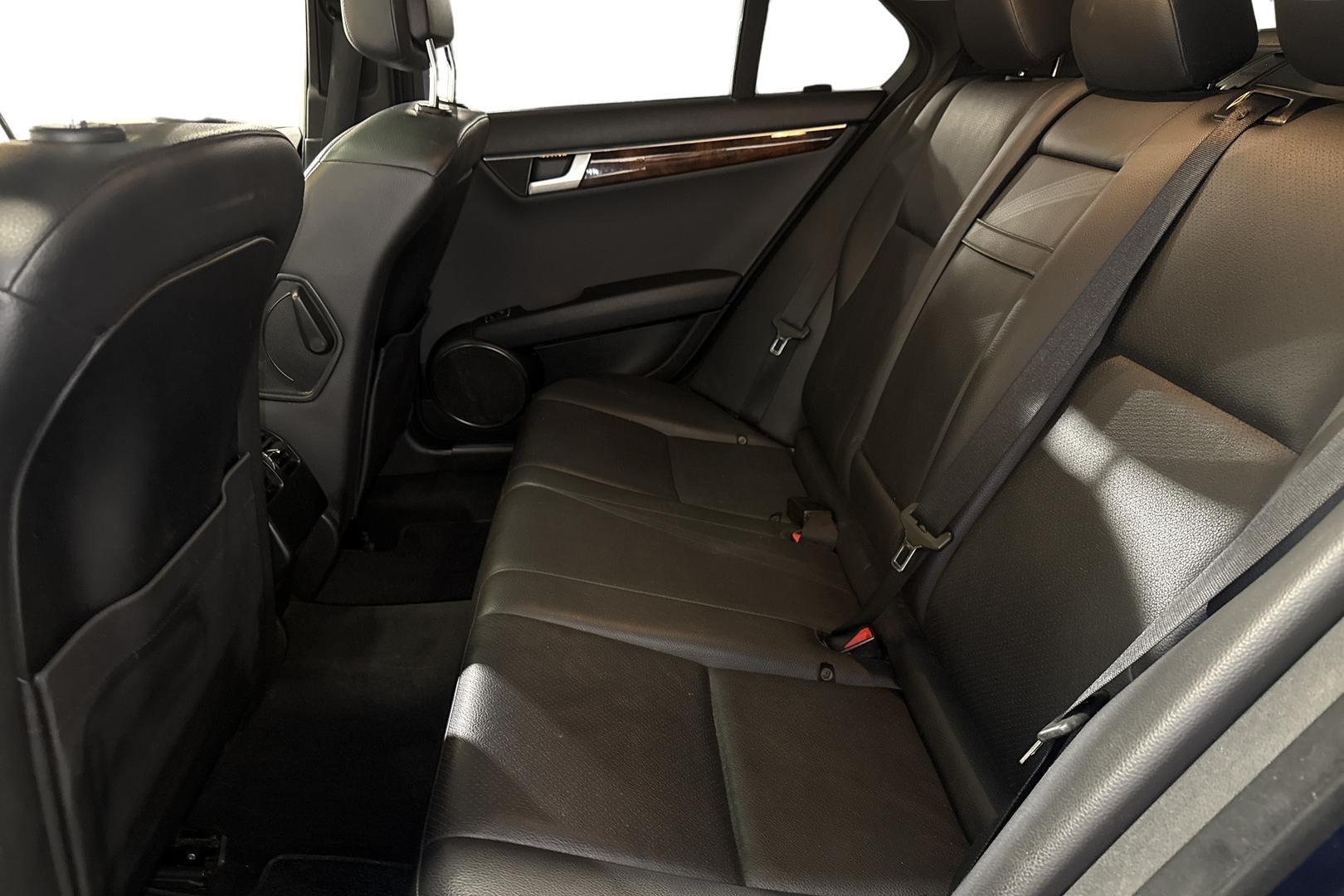 Mercedes-Benz C 2013