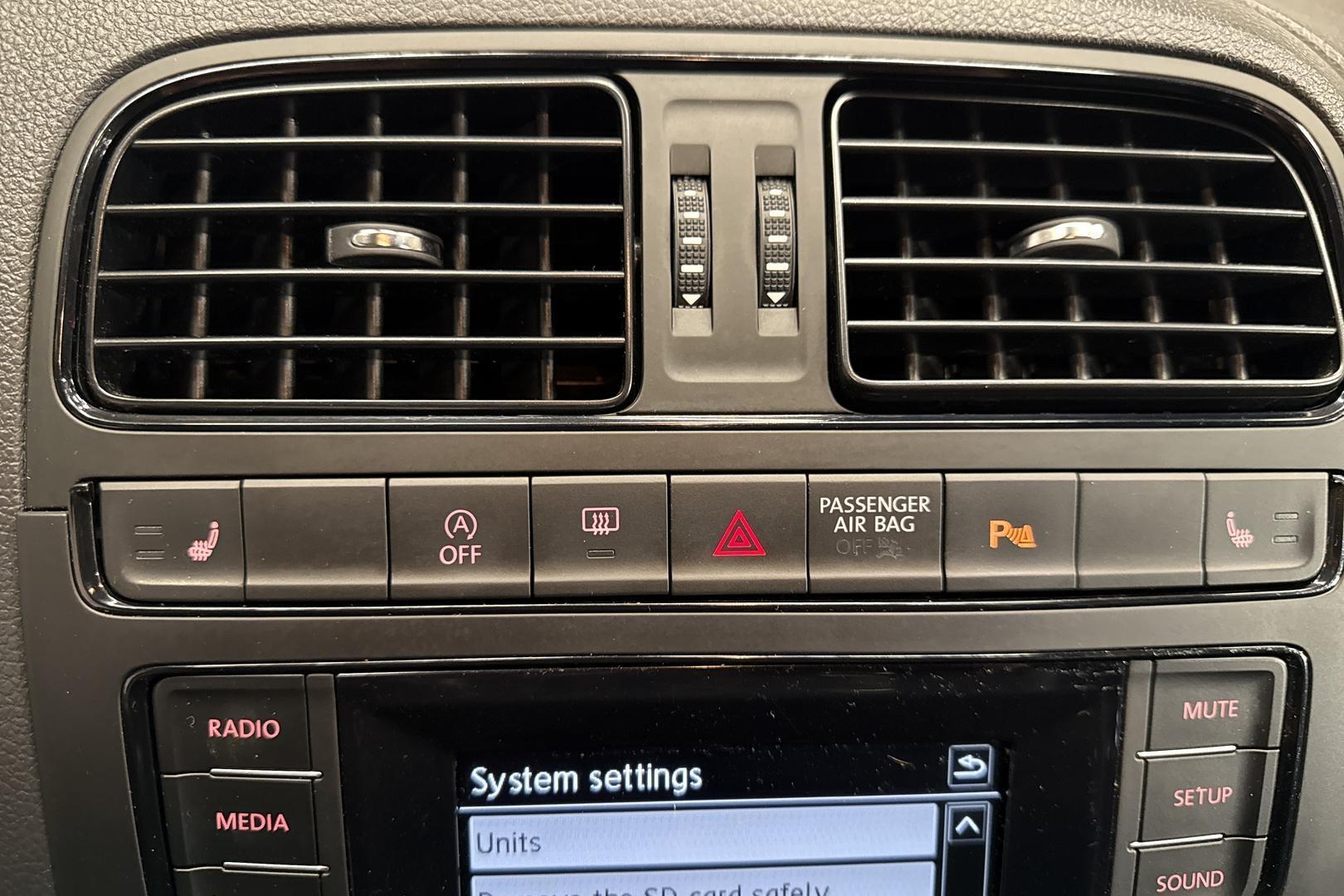 Volkswagen Polo 2015