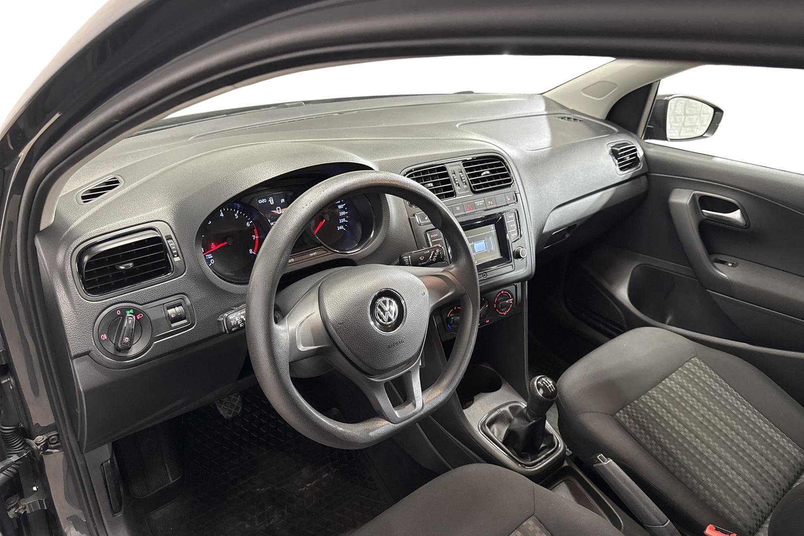 Volkswagen Polo 2015