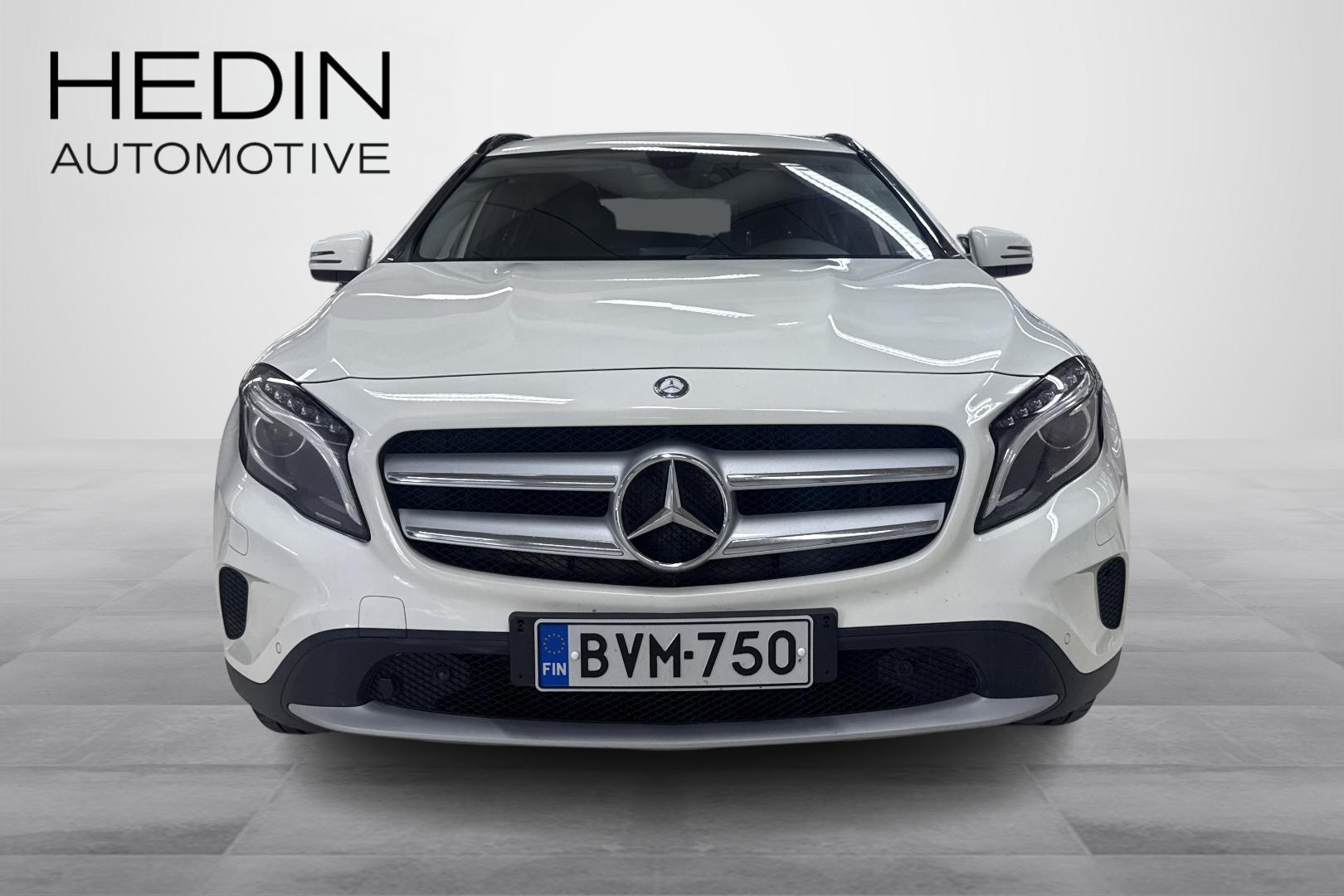 Mercedes-Benz GLA 2015