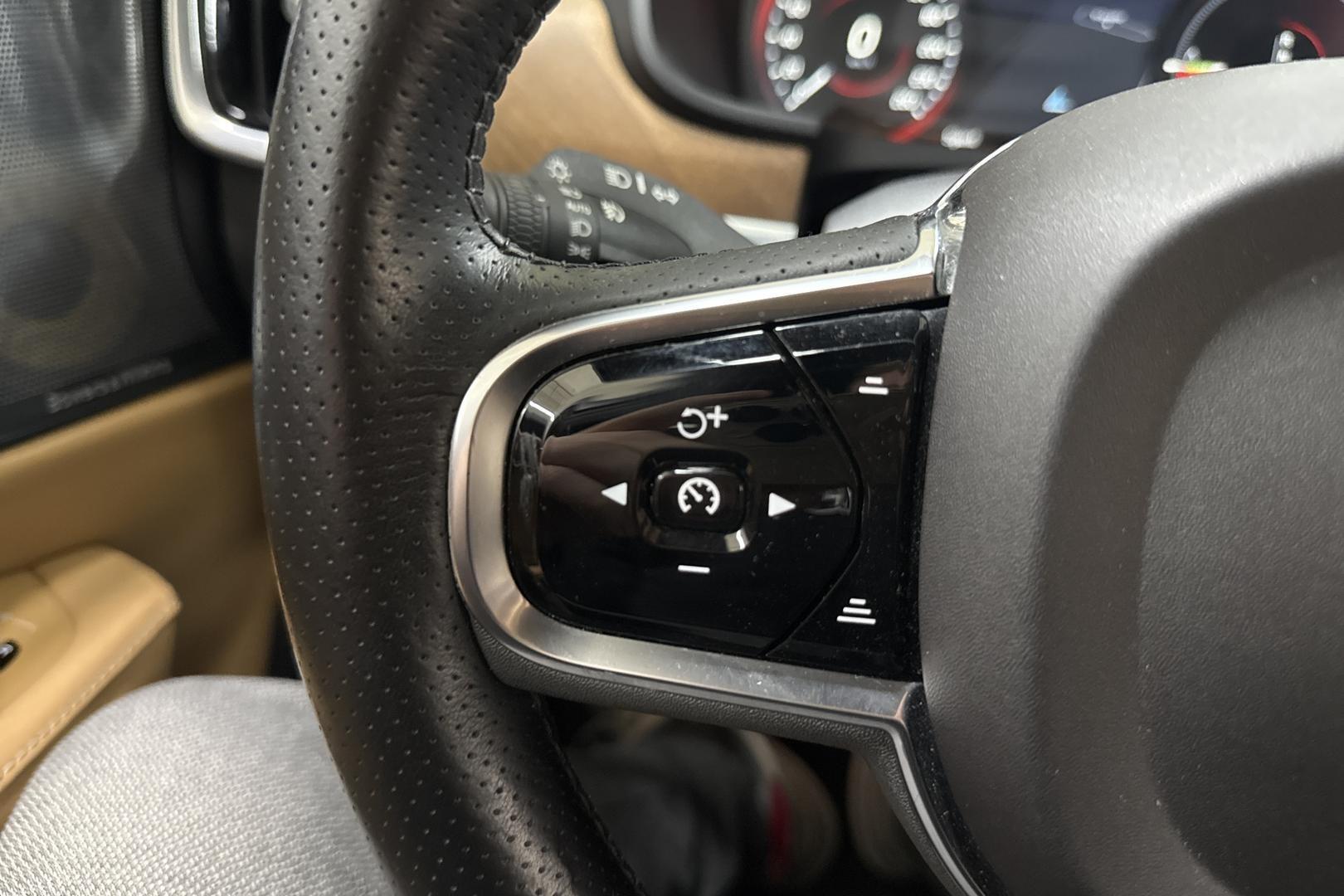 Volvo S90 2019