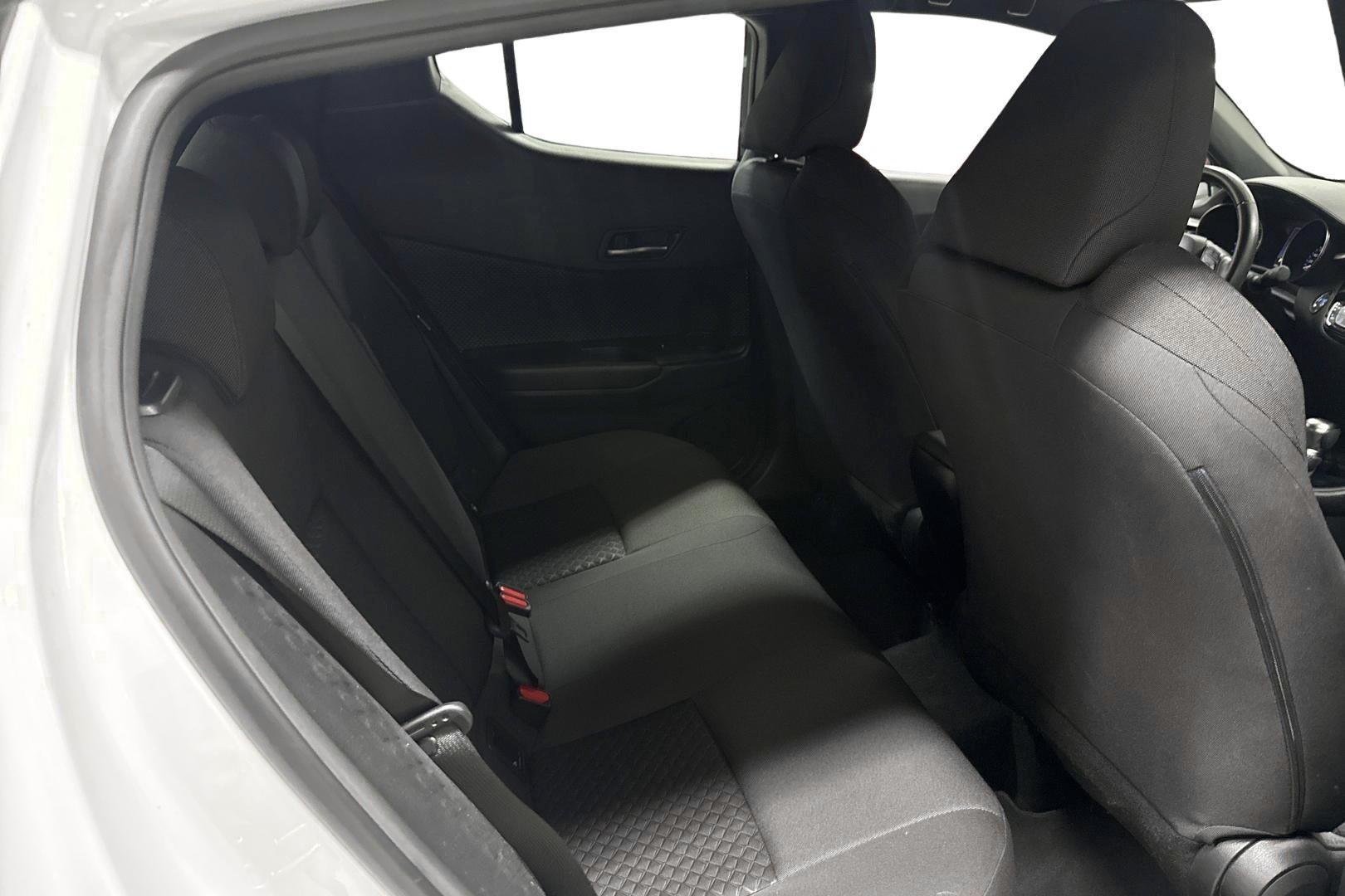 TOYOTA C-HR 2021