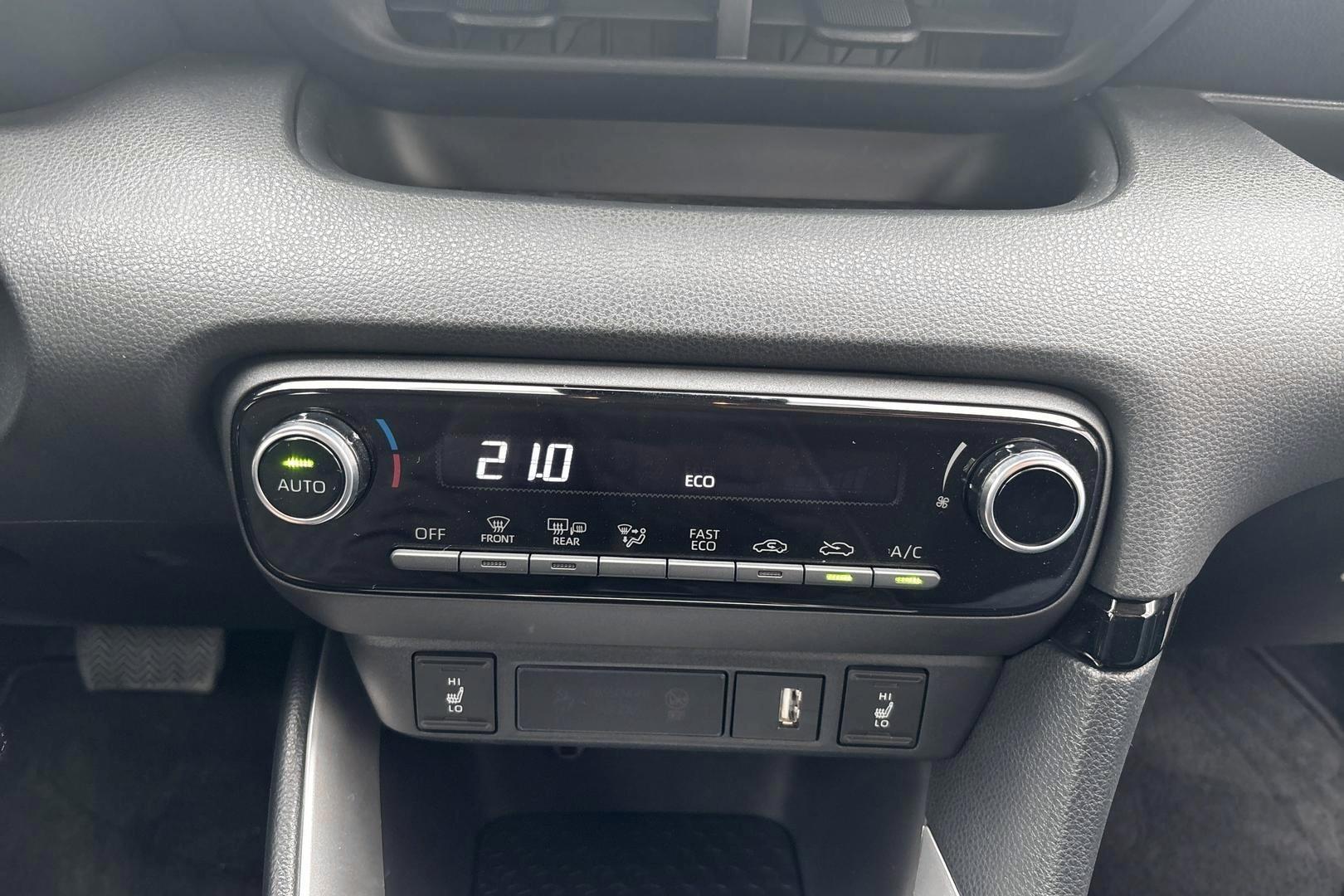 Mazda Mazda2 Hybrid 2023