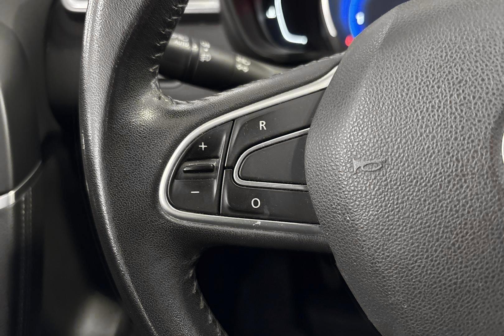 RENAULT Kadjar 2015