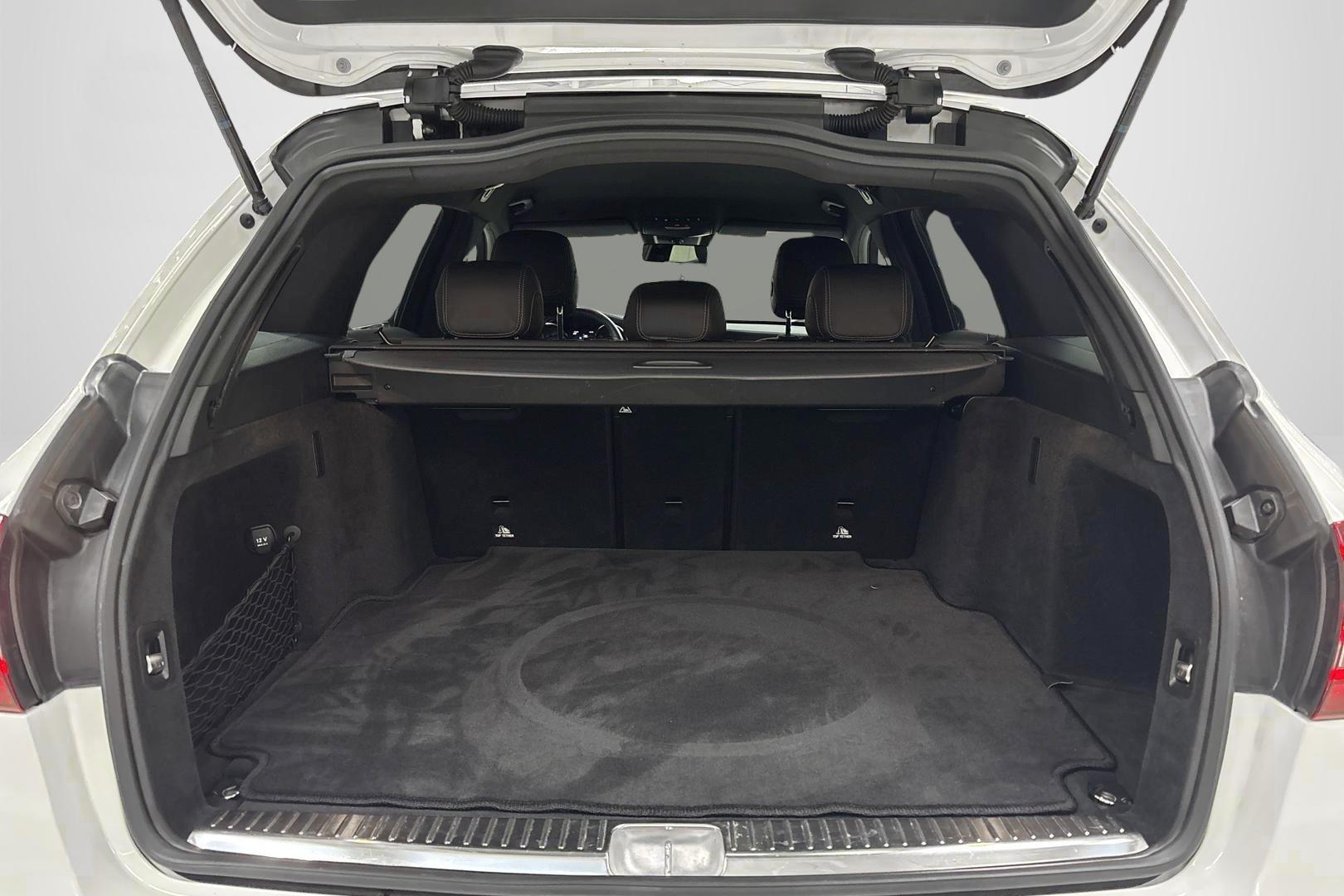 MERCEDES-BENZ C 2018