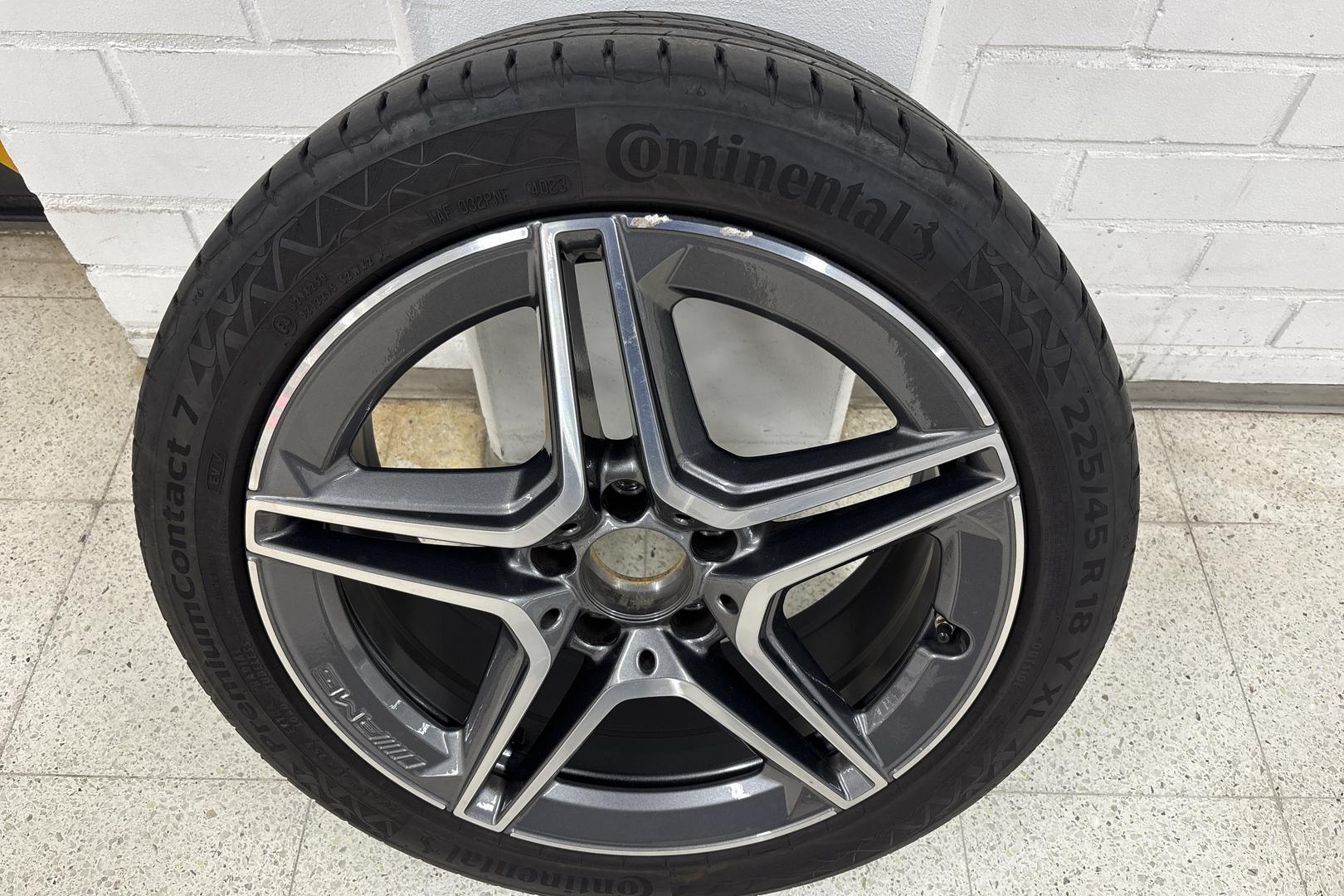 MERCEDES-BENZ C 2018