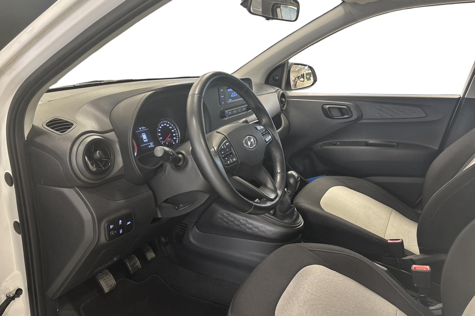 HYUNDAI i10 2021