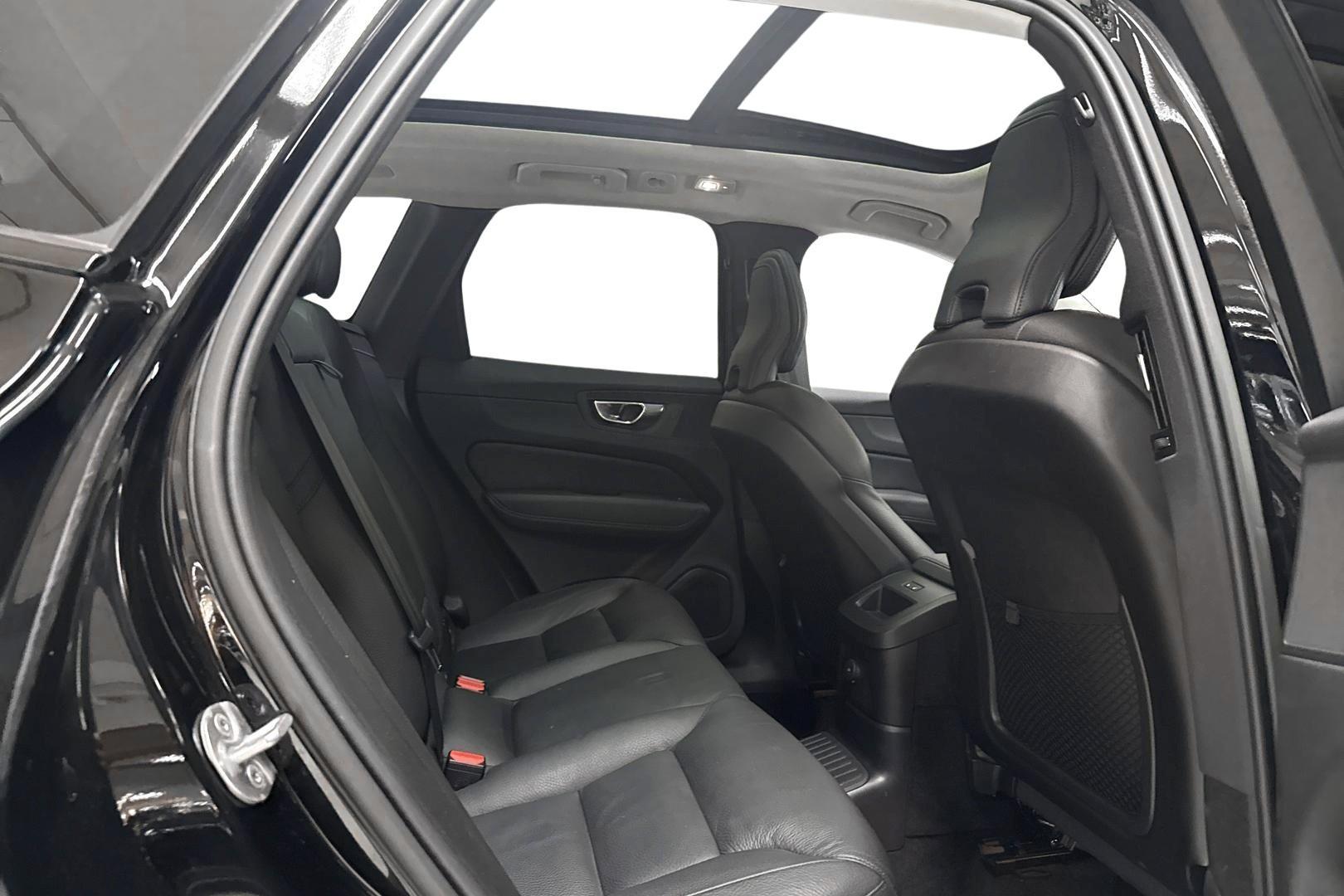 Volvo XC60 2023