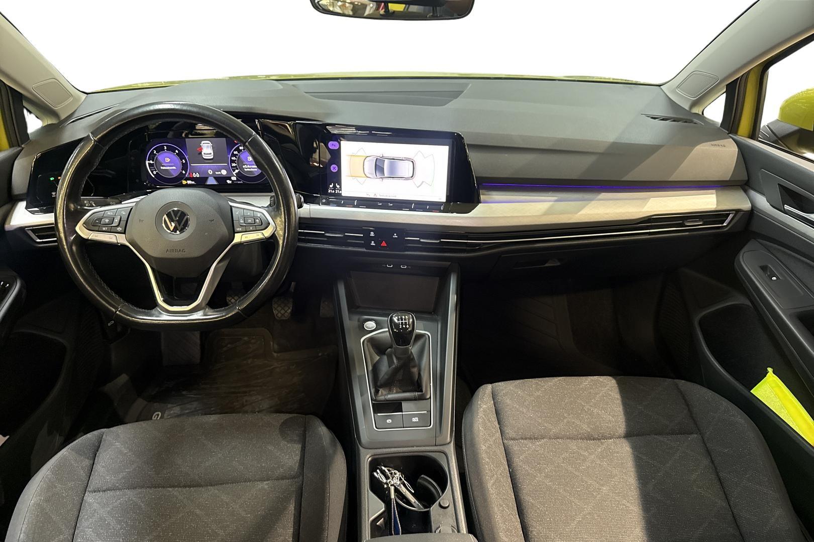 Volkswagen Golf 2021