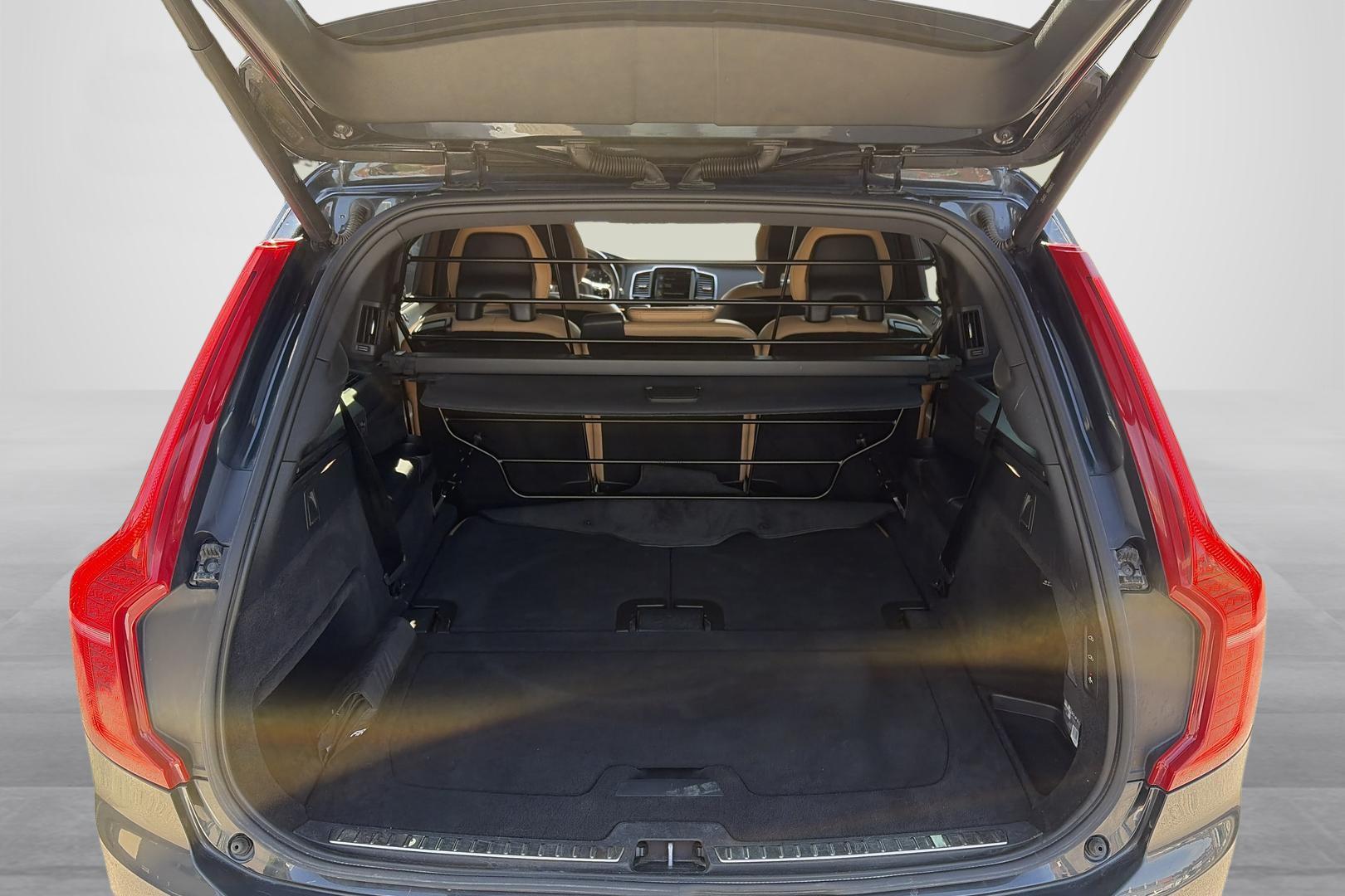 VOLVO XC90 2017