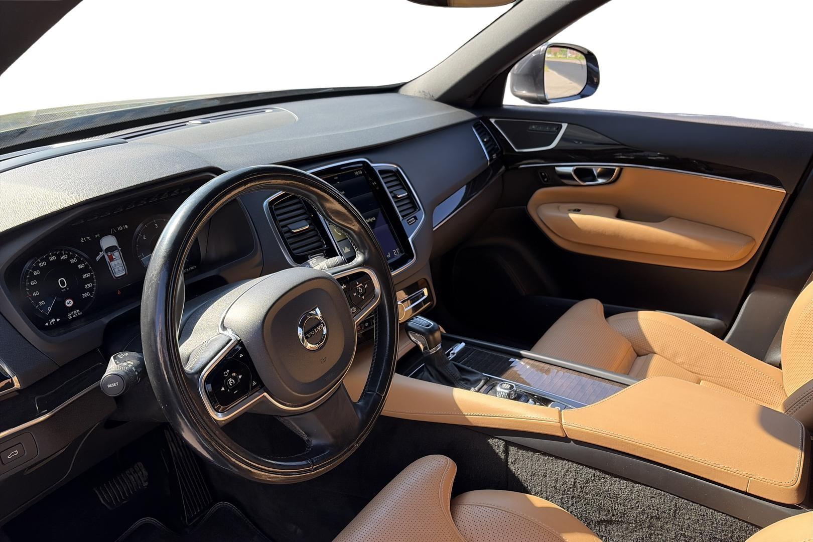 VOLVO XC90 2017