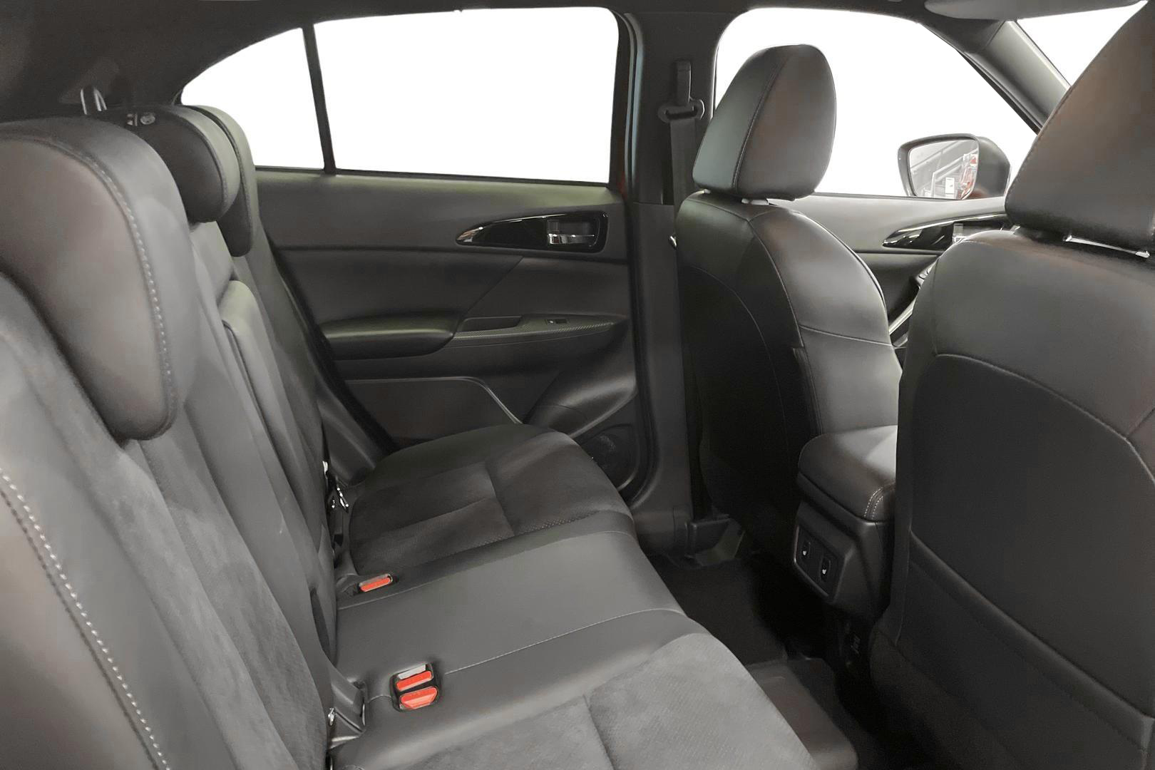 MITSUBISHI Eclipse Cross 2025