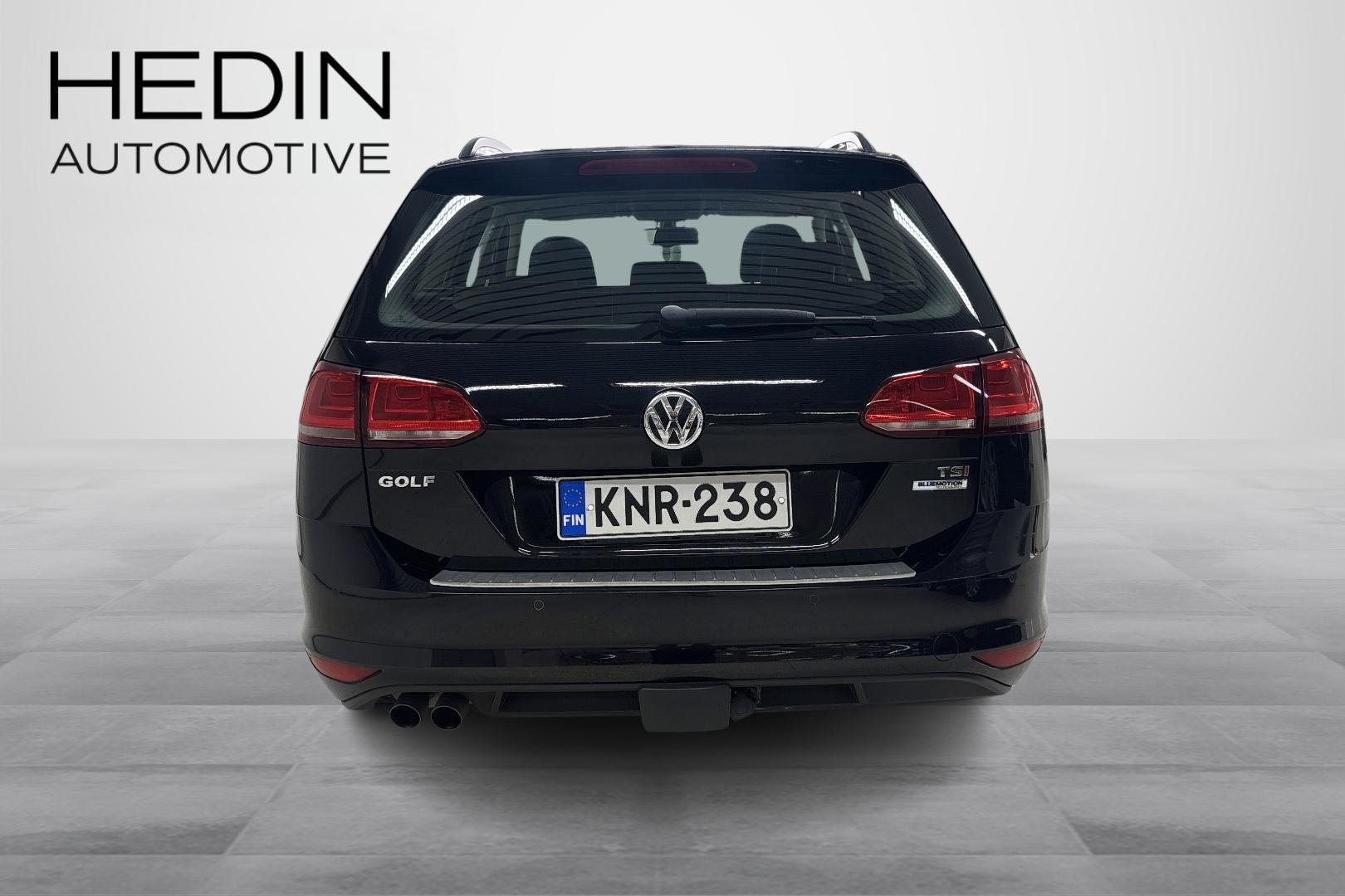 VOLKSWAGEN GOLF 2016