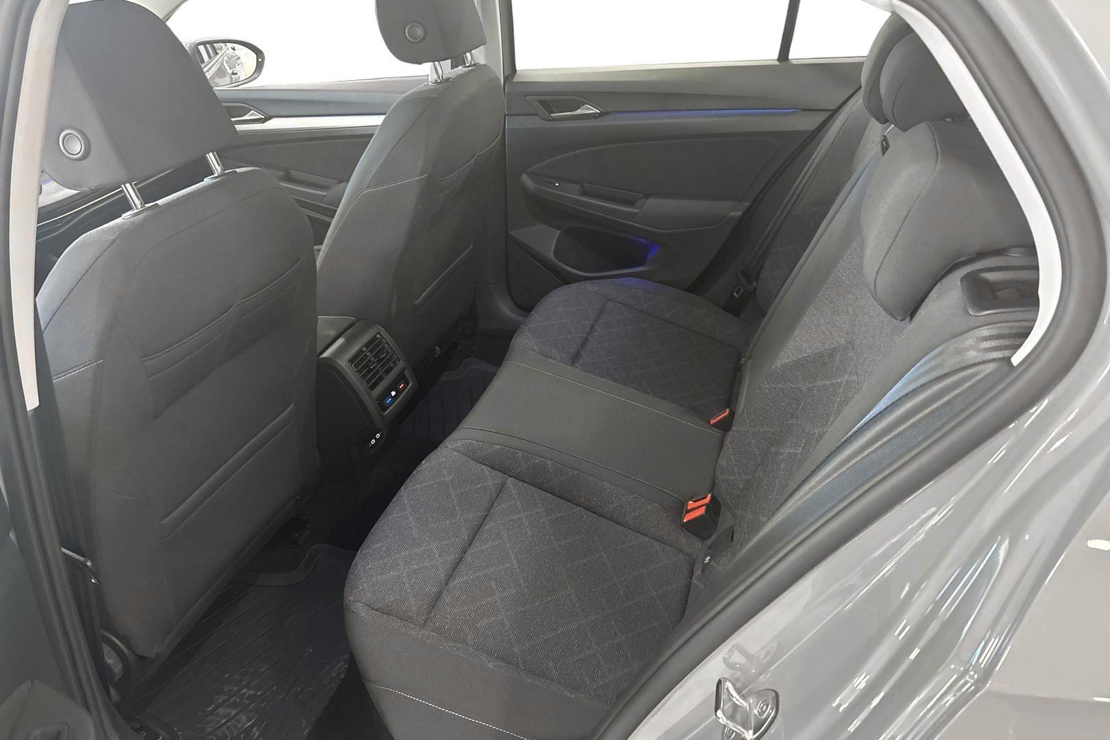 Volkswagen Golf 2021