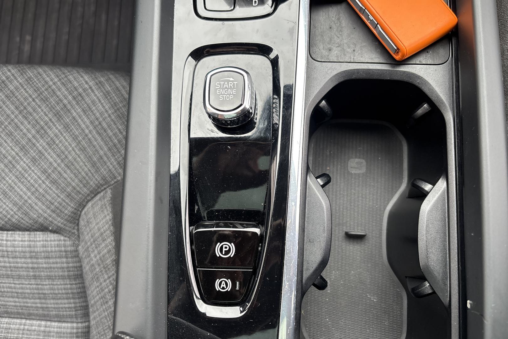 VOLVO XC60 21