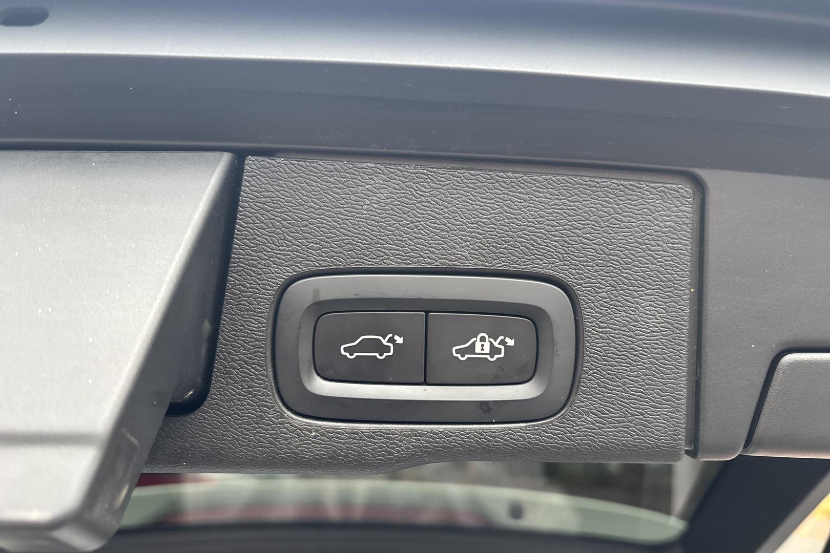 VOLVO XC60 23