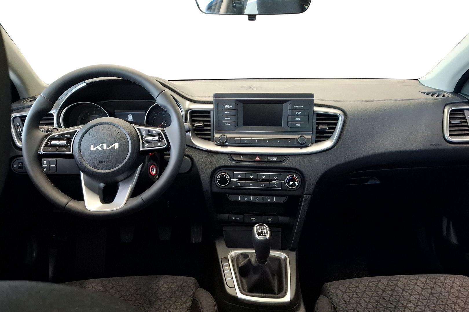 Kia Ceed 2025