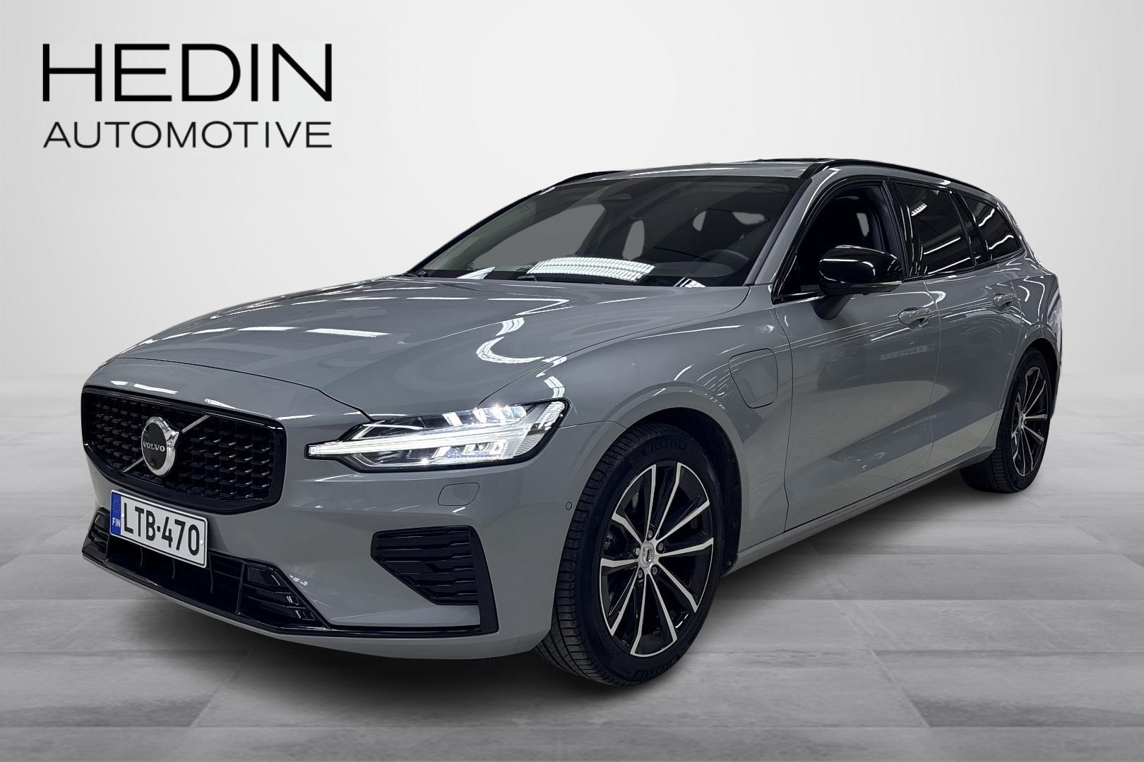 Volvo V60 2025