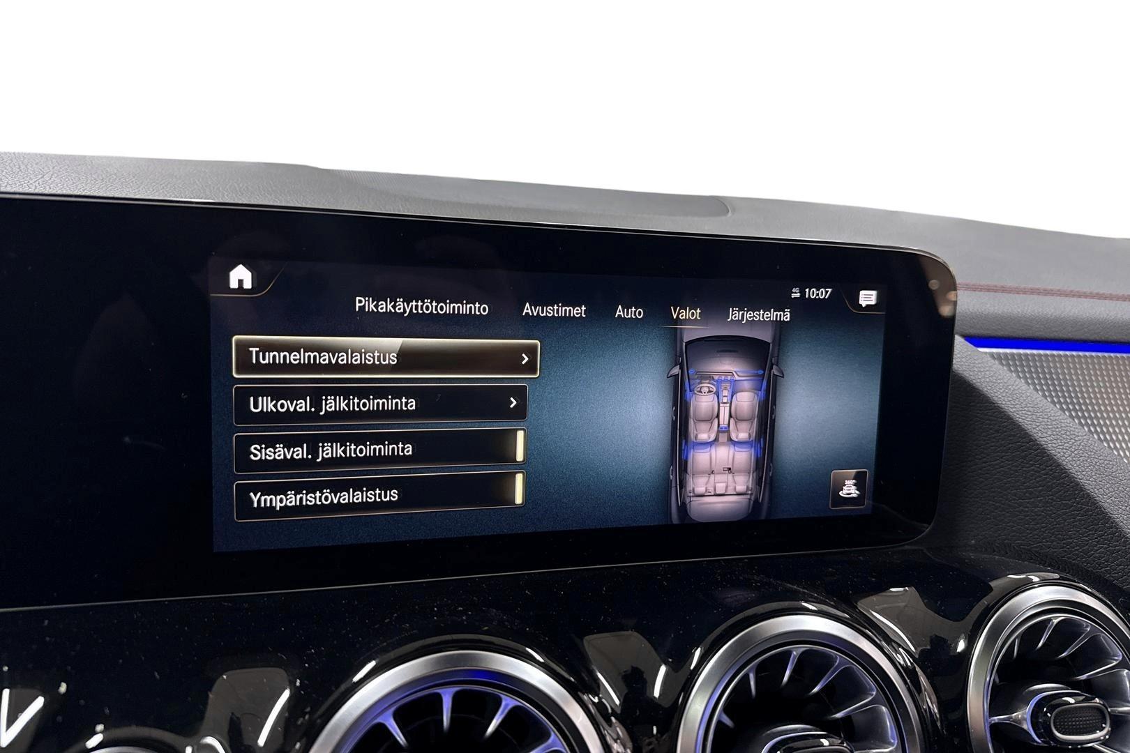 Mercedes-Benz EQA 2024
