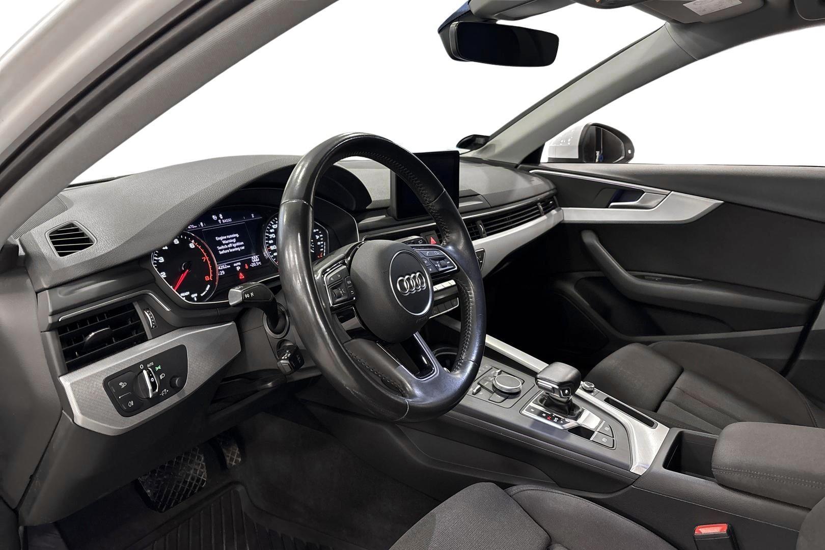 AUDI A4 2016