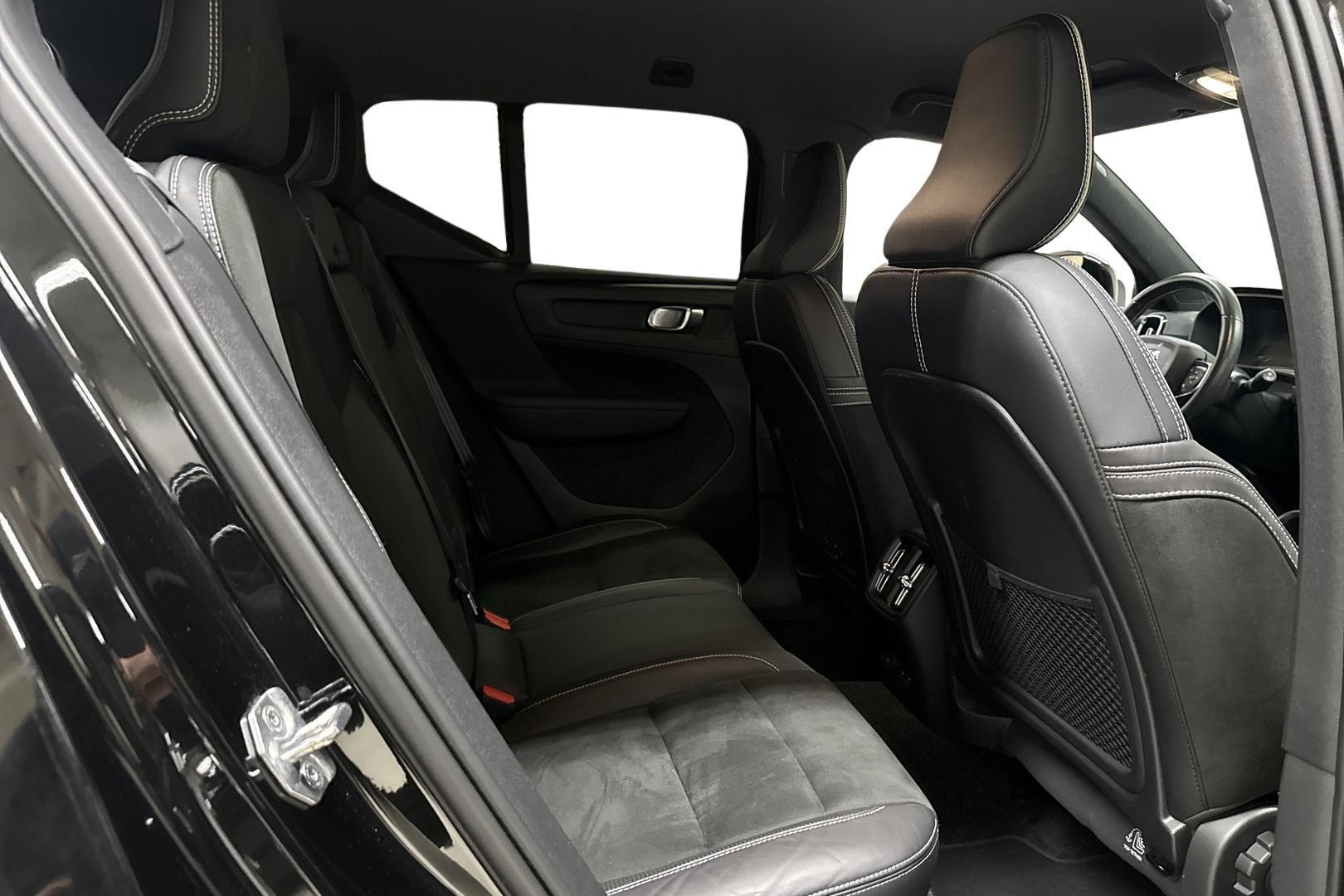 Volvo XC40 2021