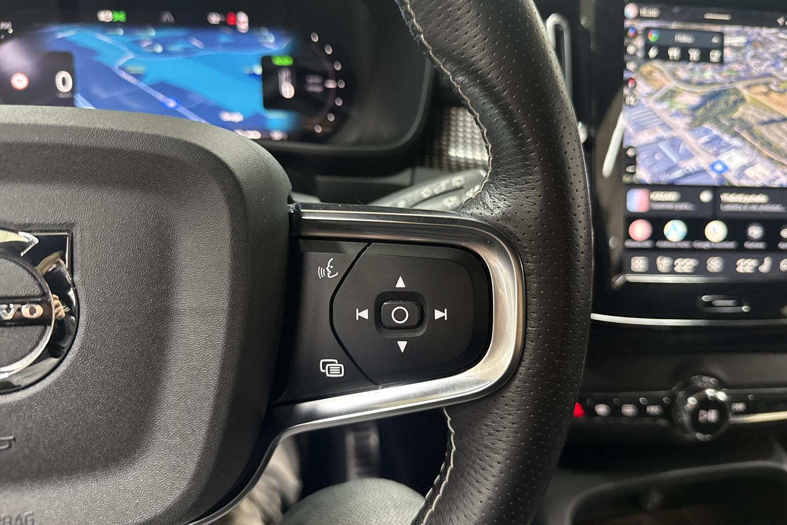 Volvo XC40 2021