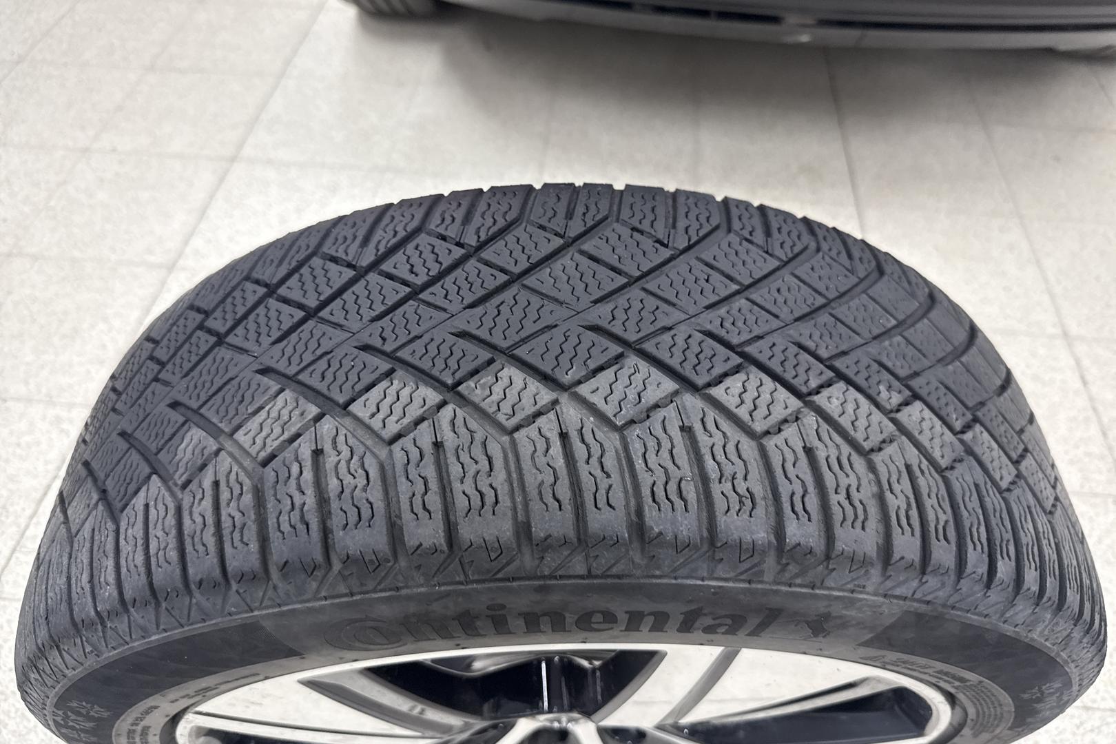 Volvo XC40 2021