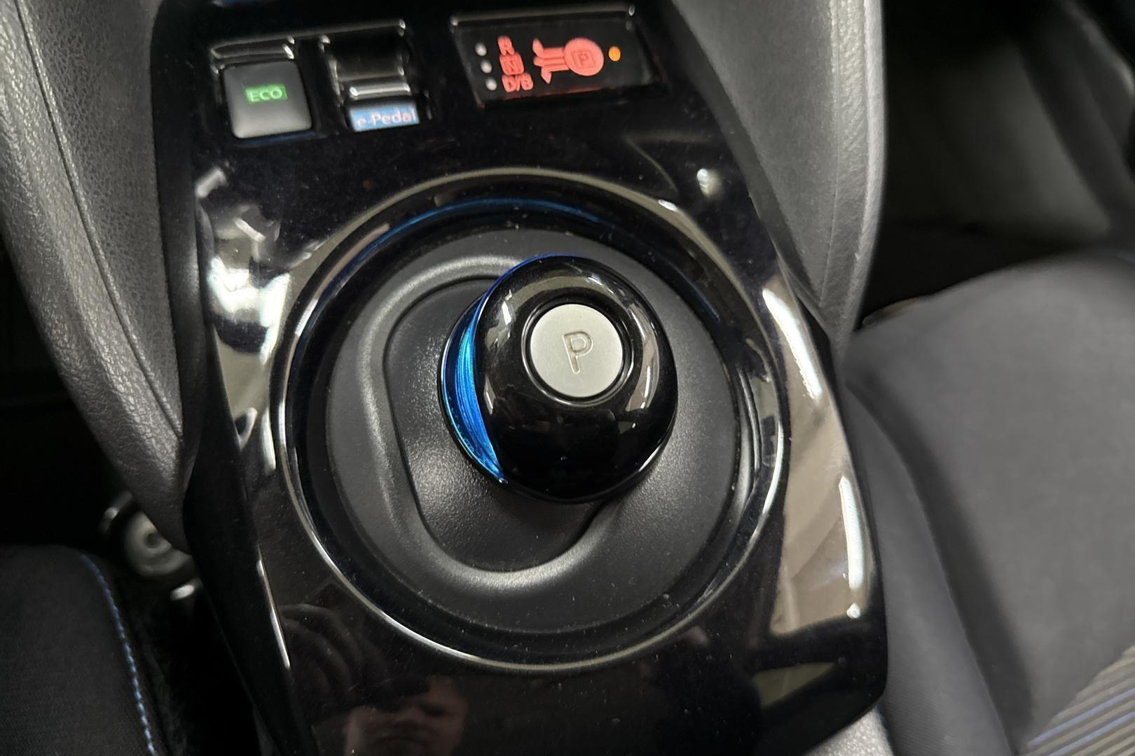 NISSAN Leaf 2021