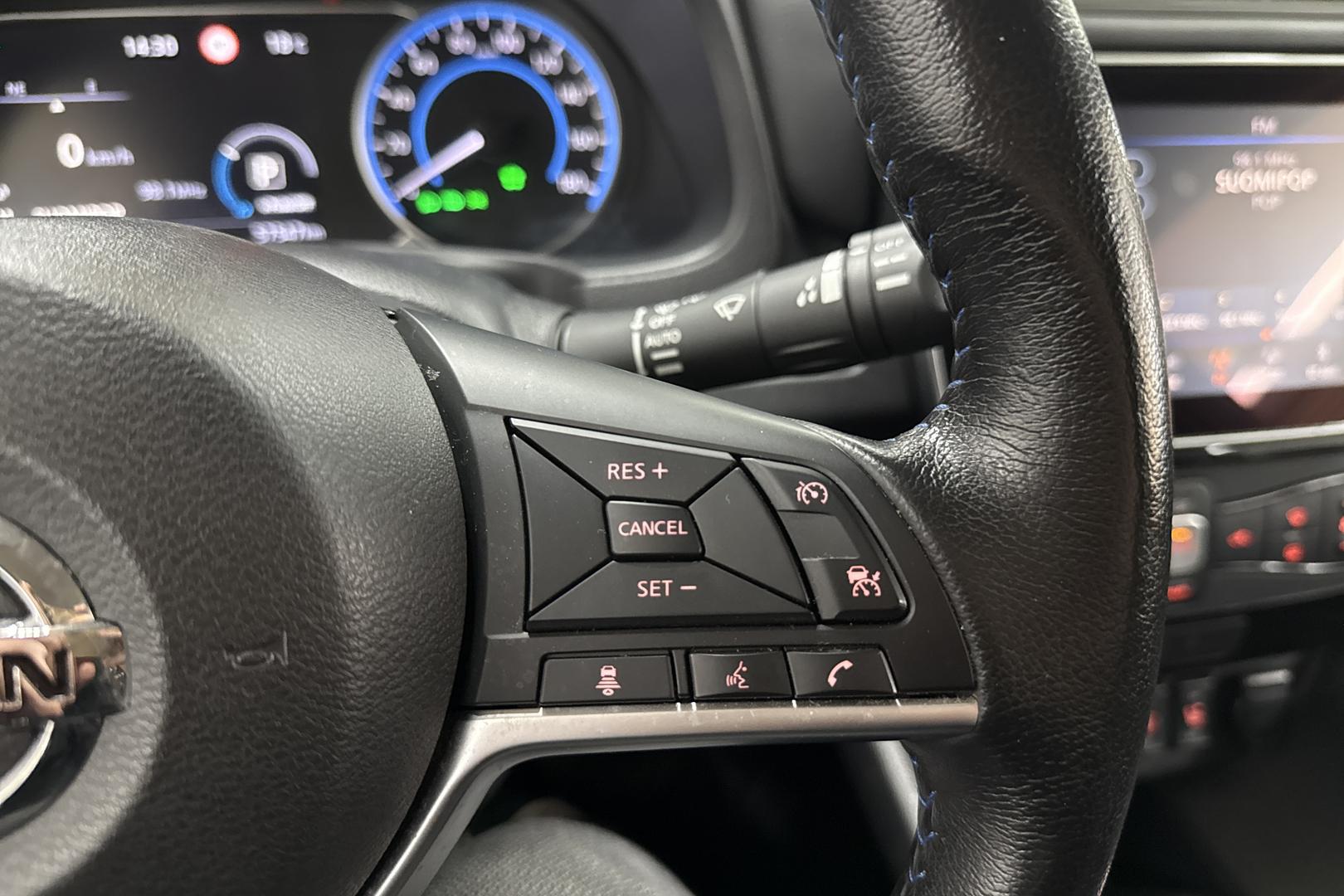NISSAN Leaf 2021